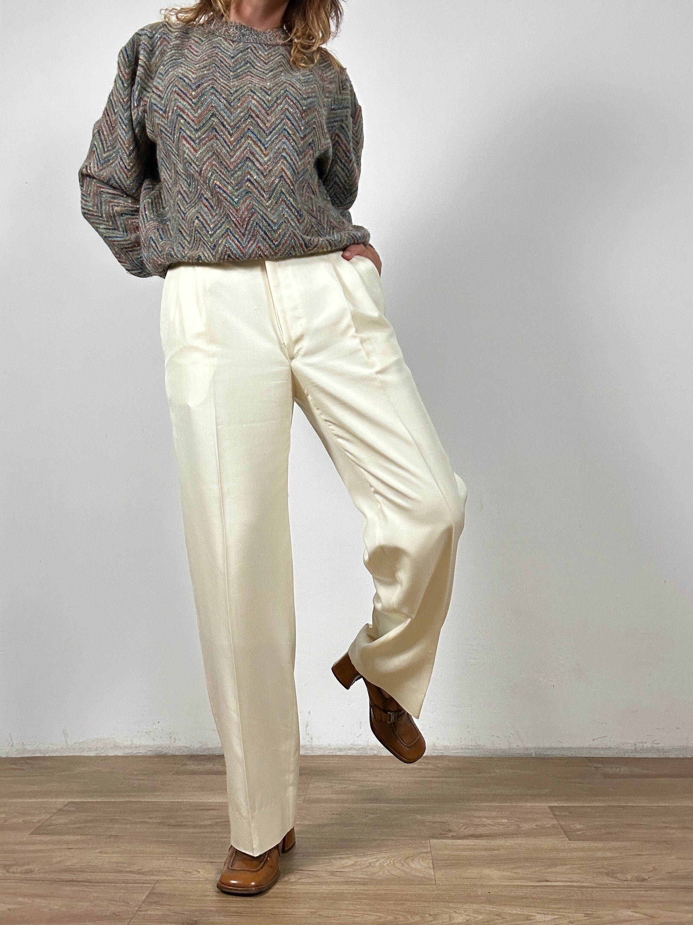 Il pantalone in seta
