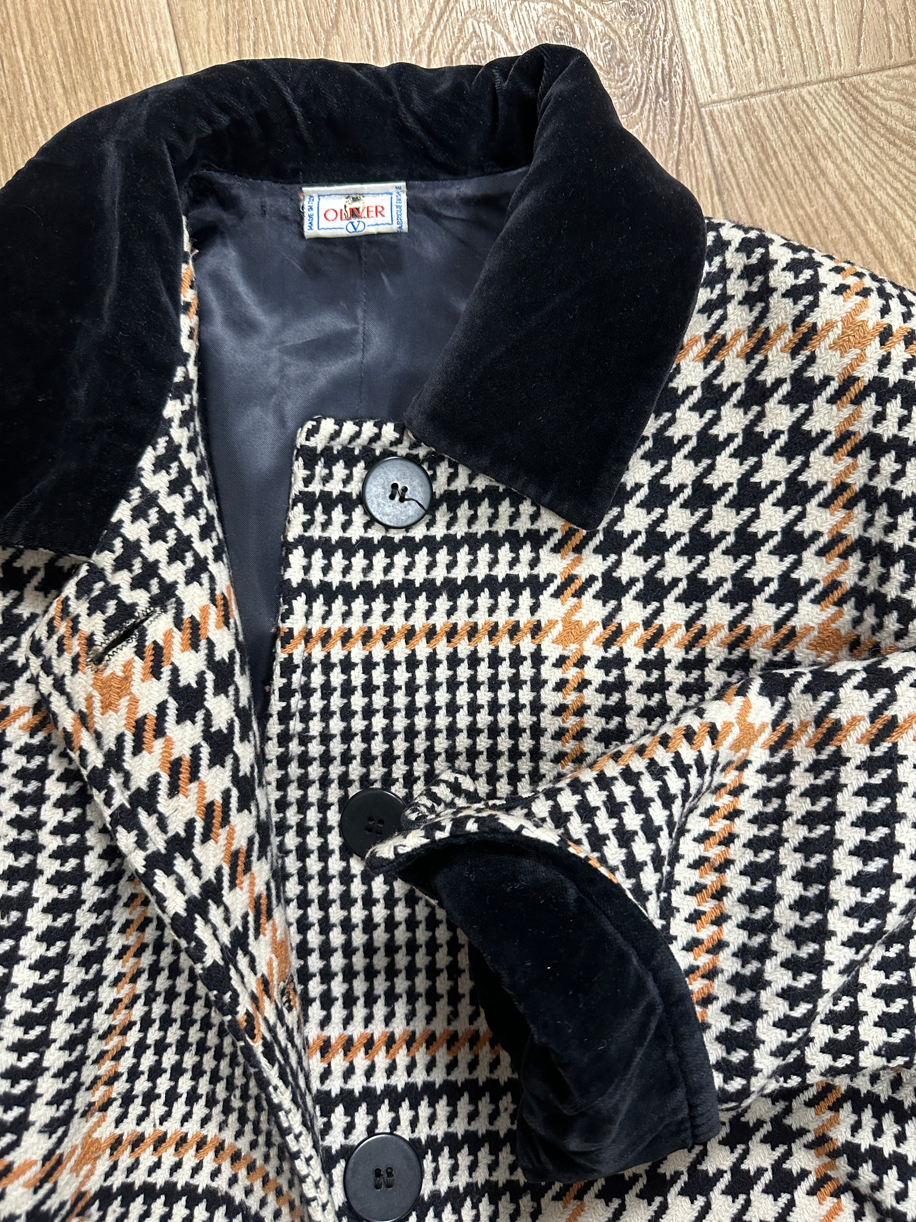 Valentino Oliver coat