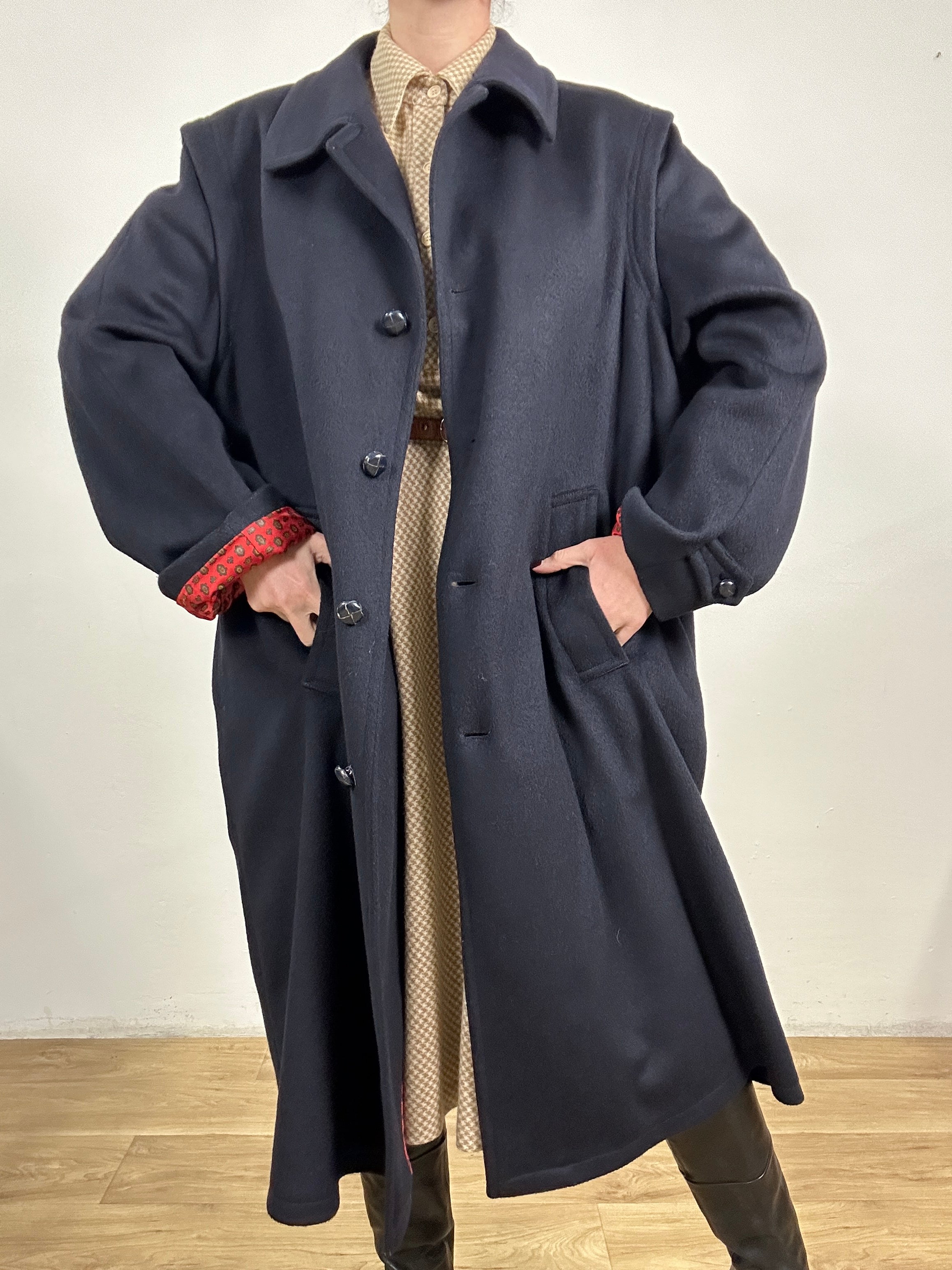 The red and blue Loden