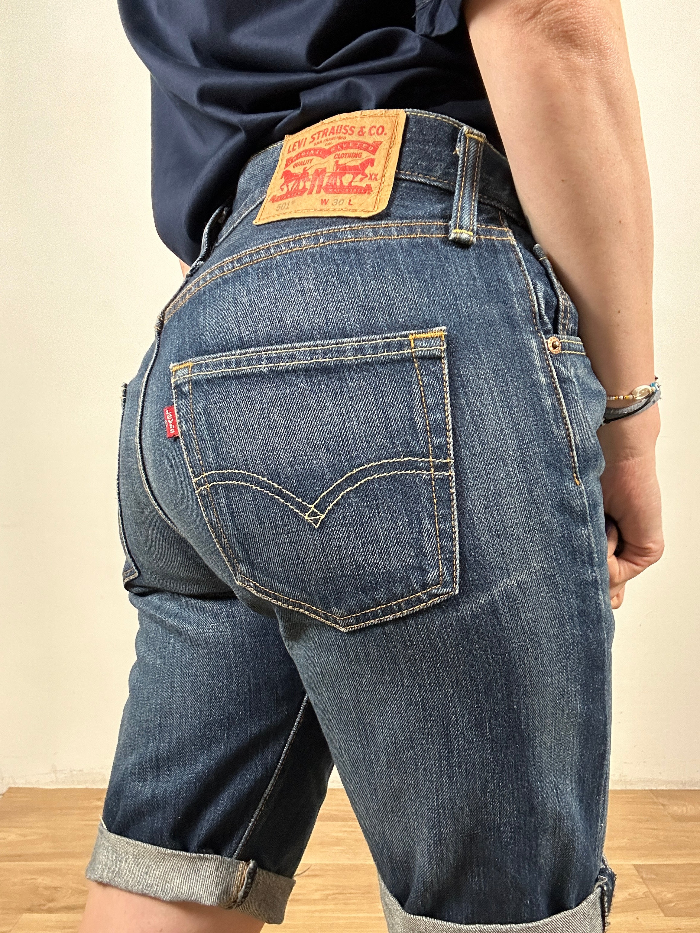 Tight short Levi's