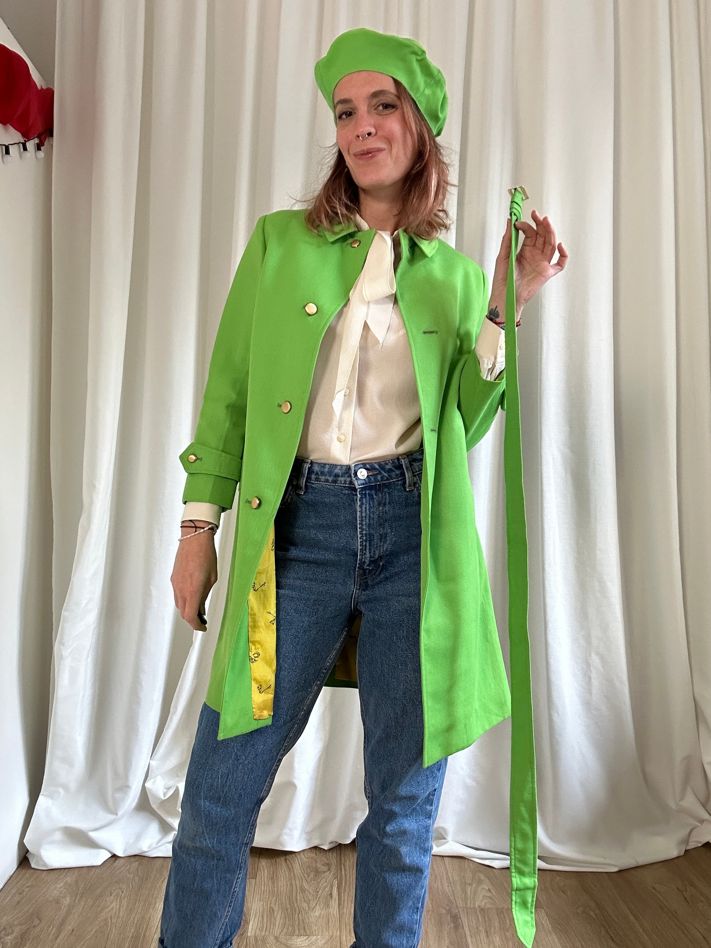 Twins apple trench