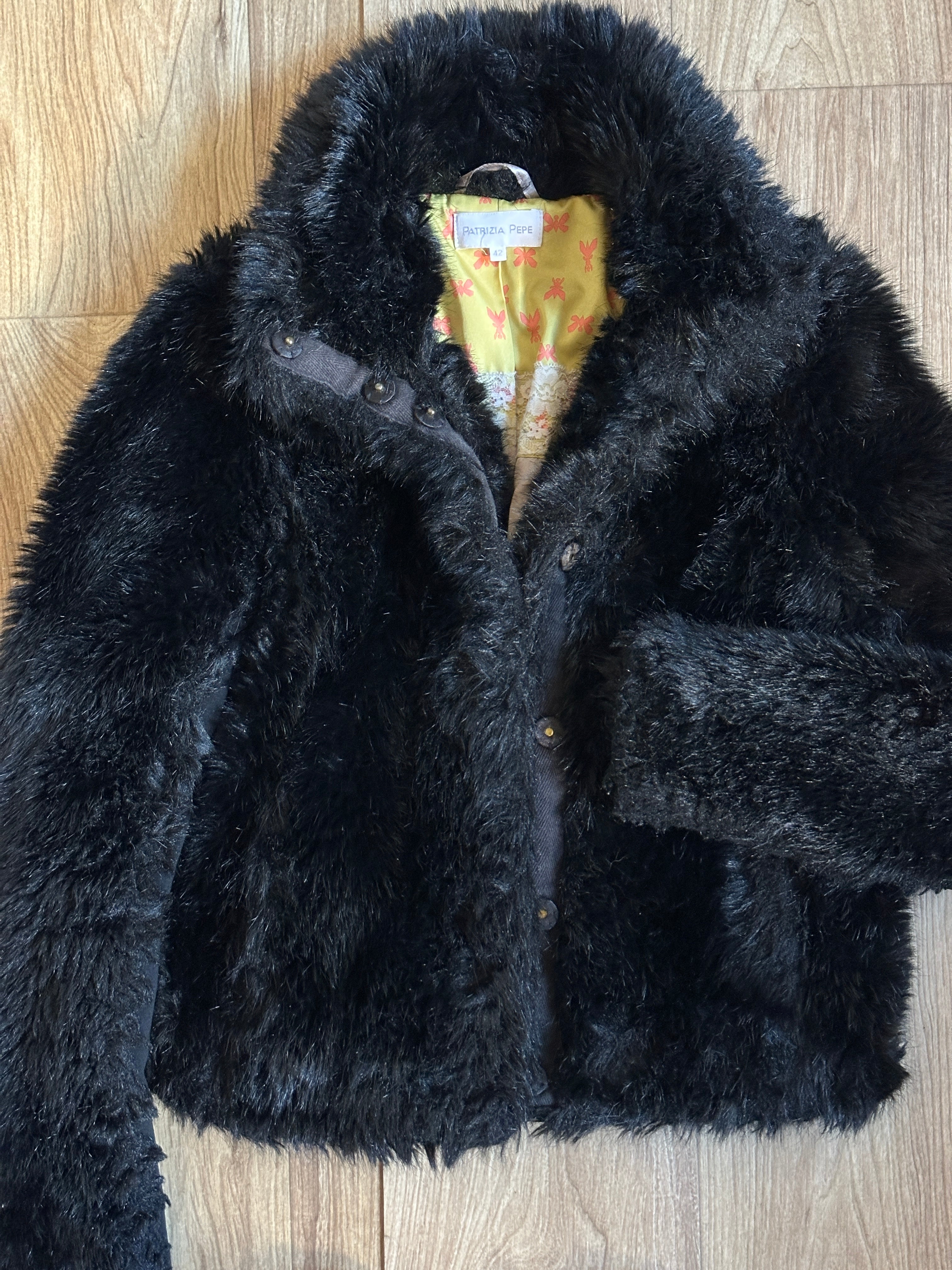 Black Pepe fur
