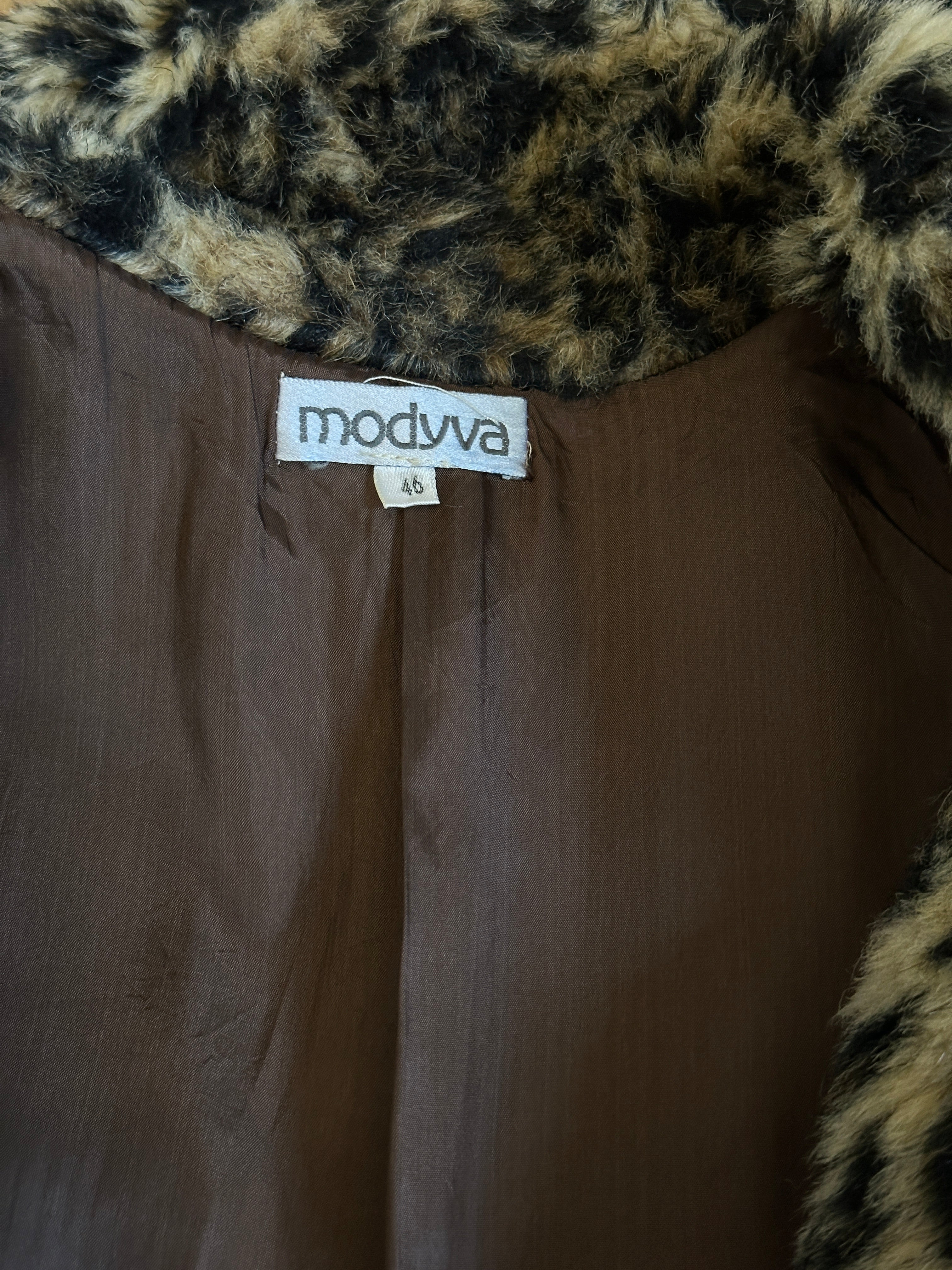 Leo Coat