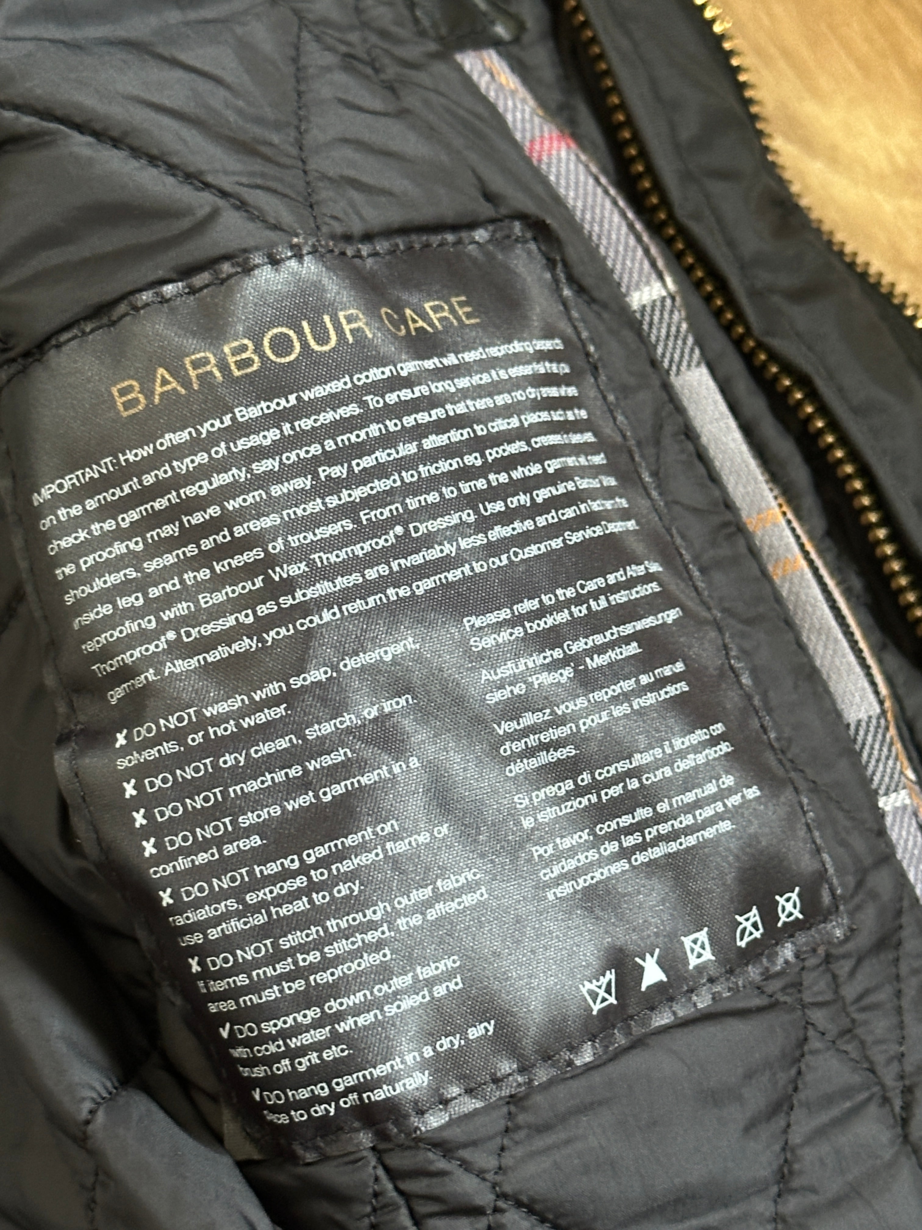 Barbour Waxed Black