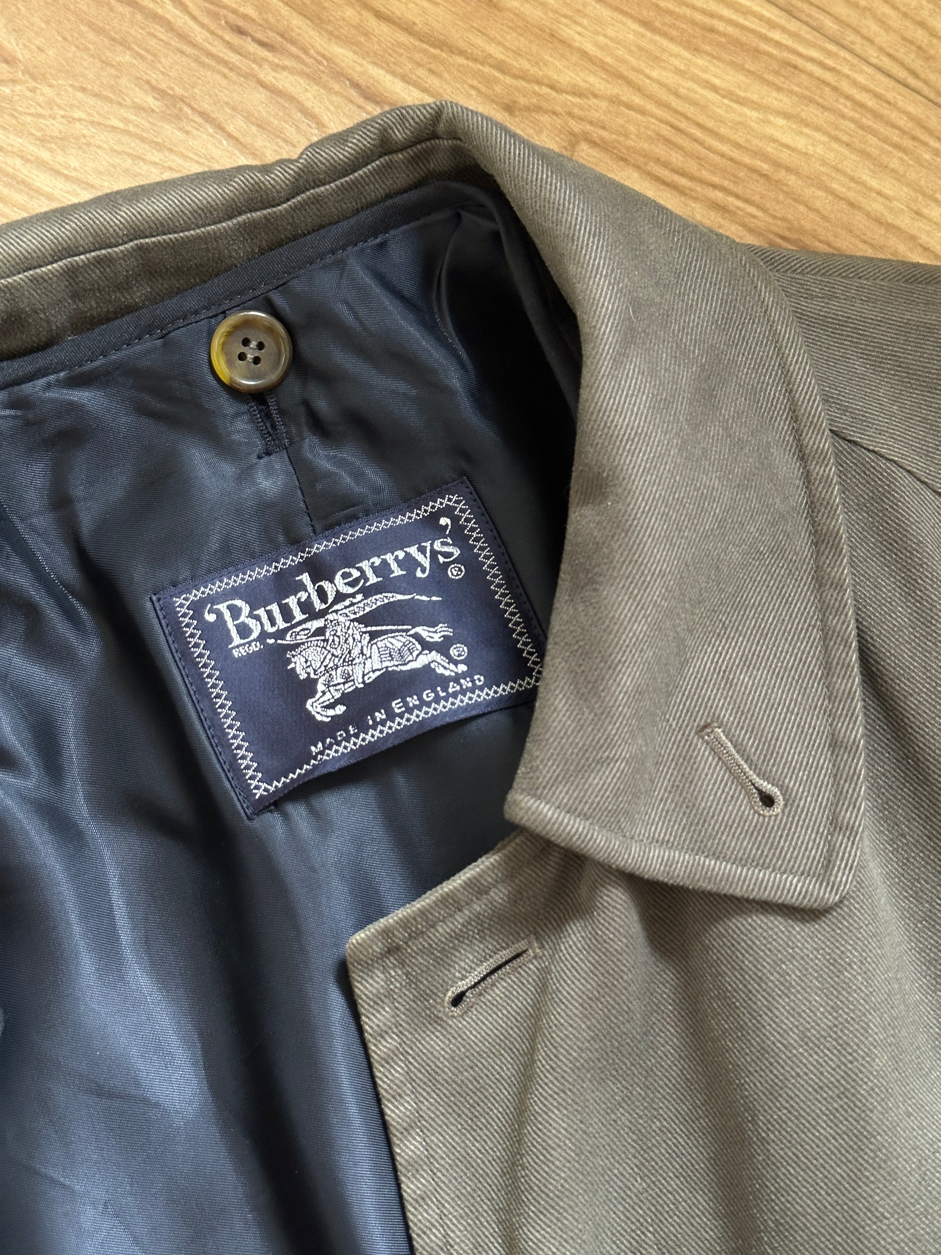 Burberry Olive