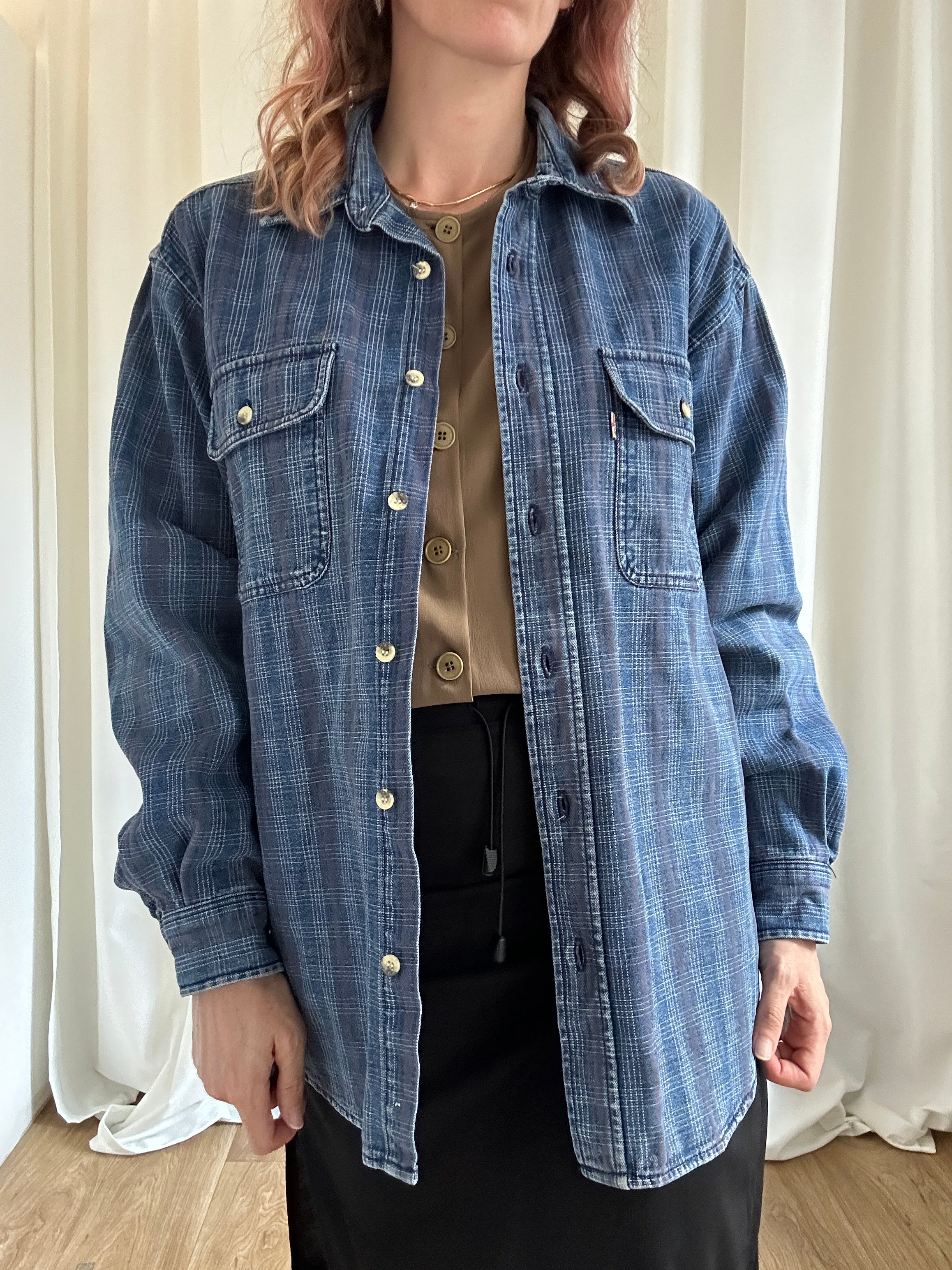La cool Levi's shirt