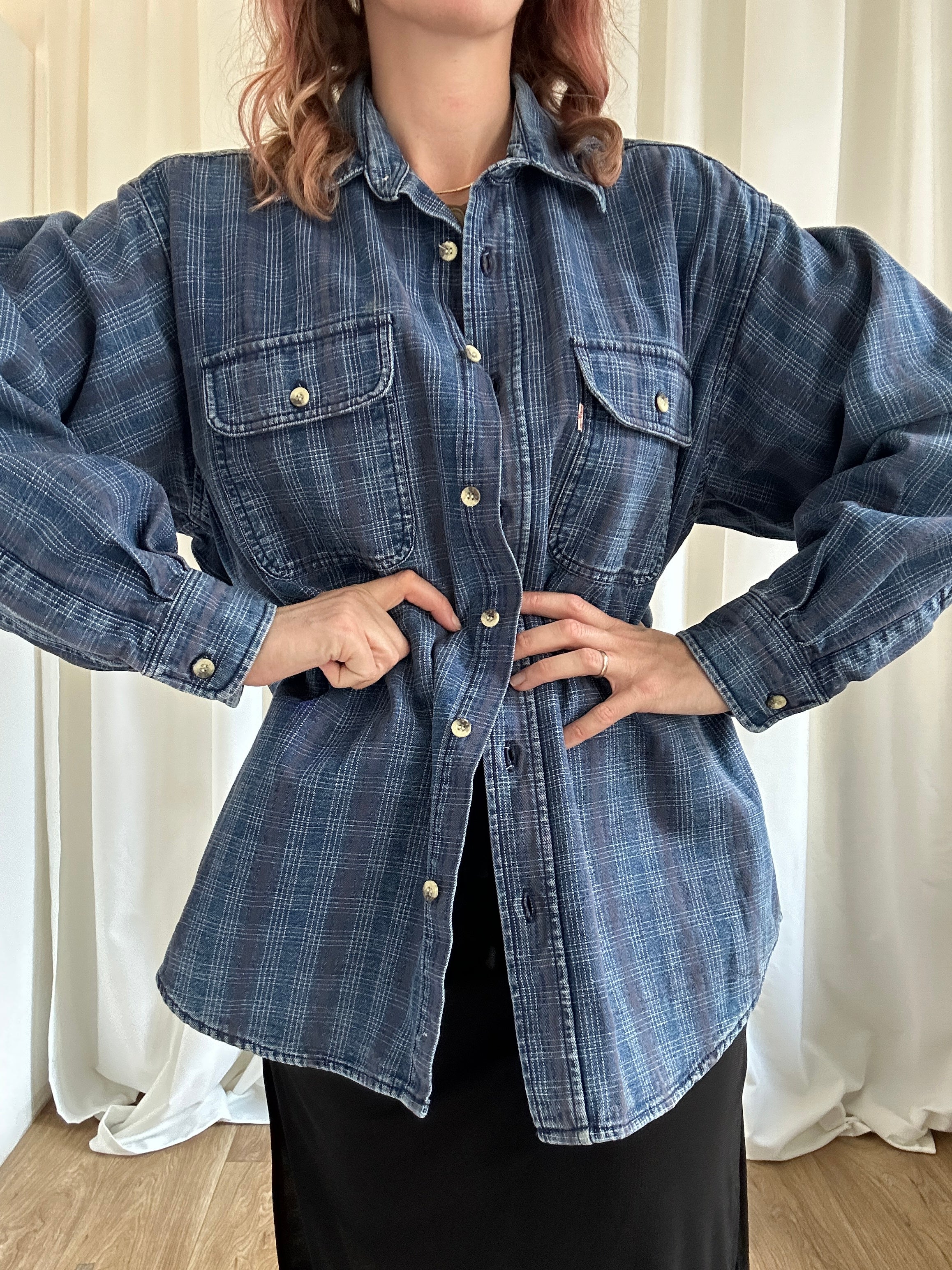 La cool Levi's shirt
