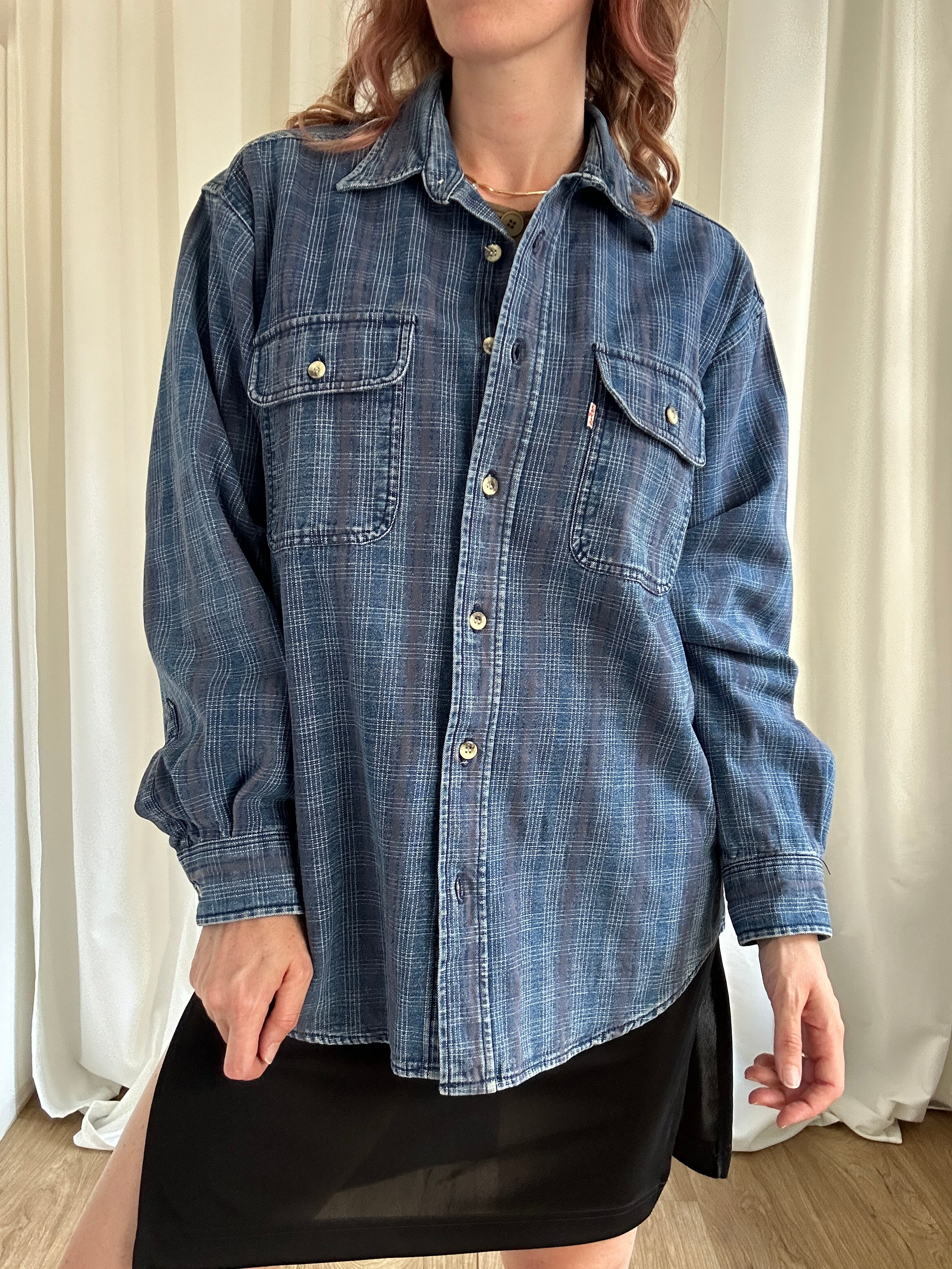 La cool Levi's shirt
