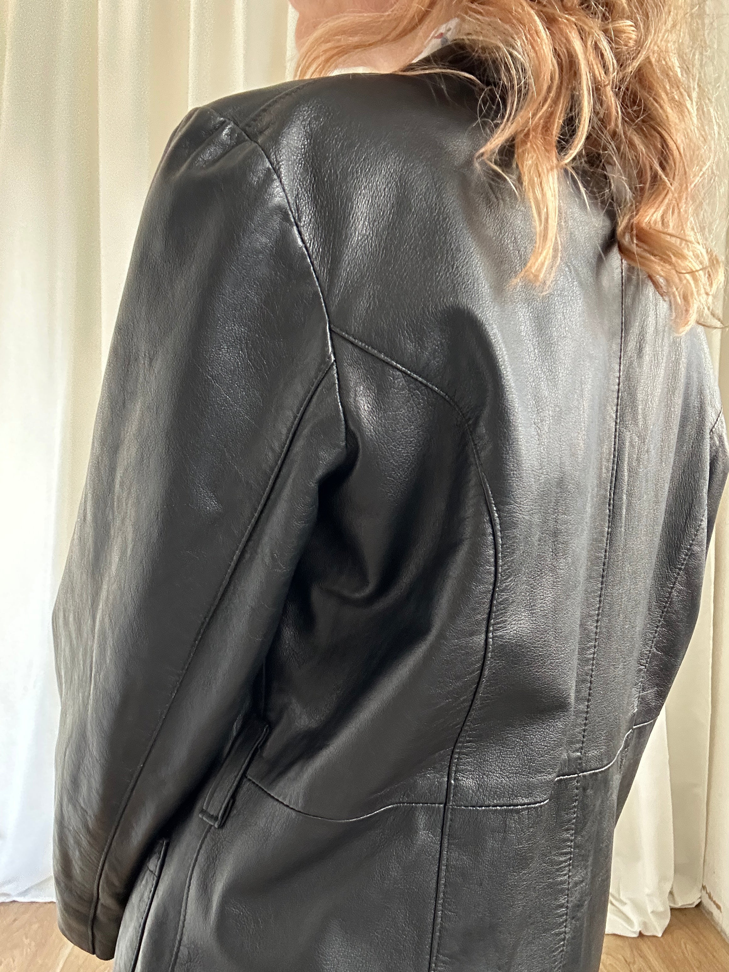 La classica Leather Jacket