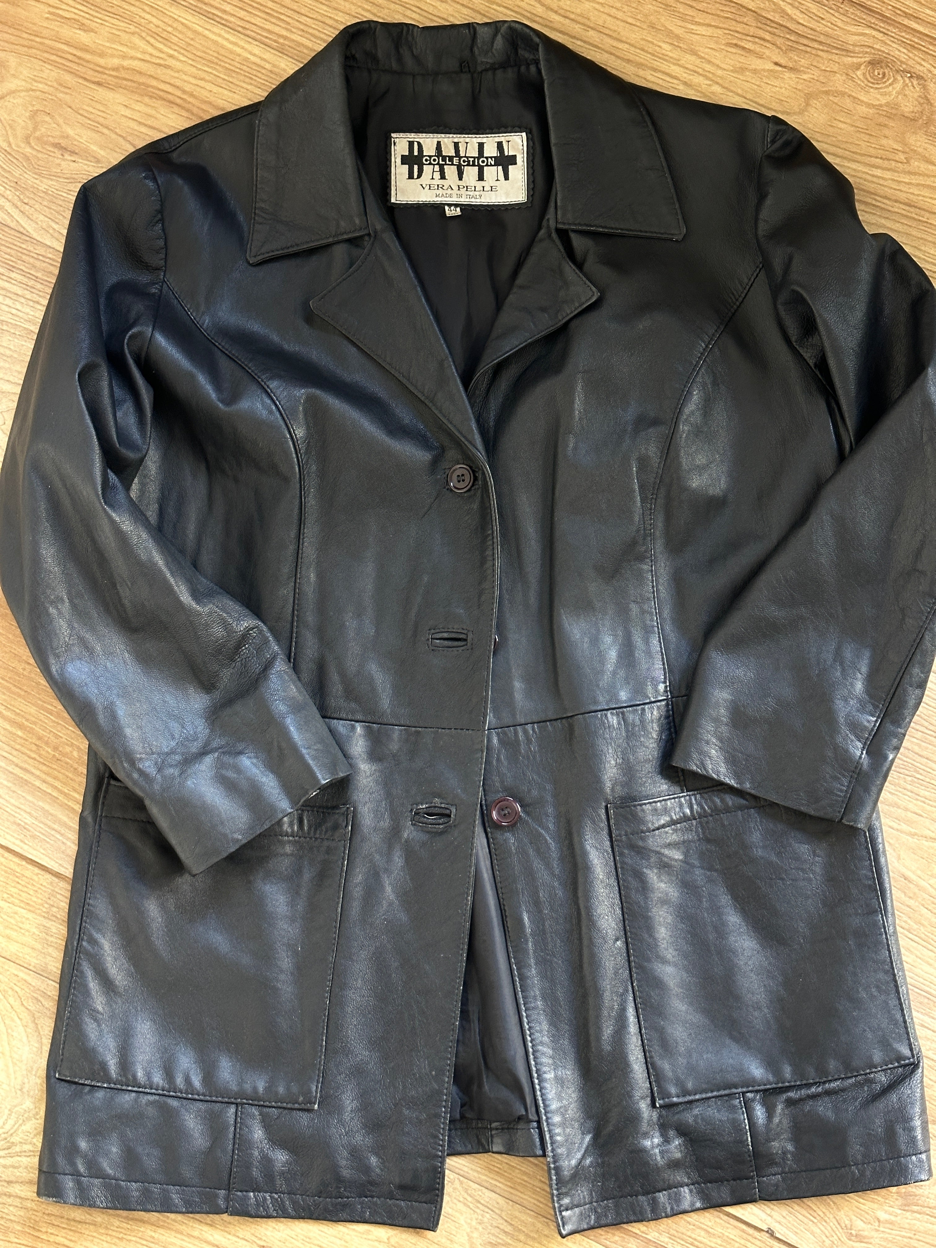 La classica Leather Jacket