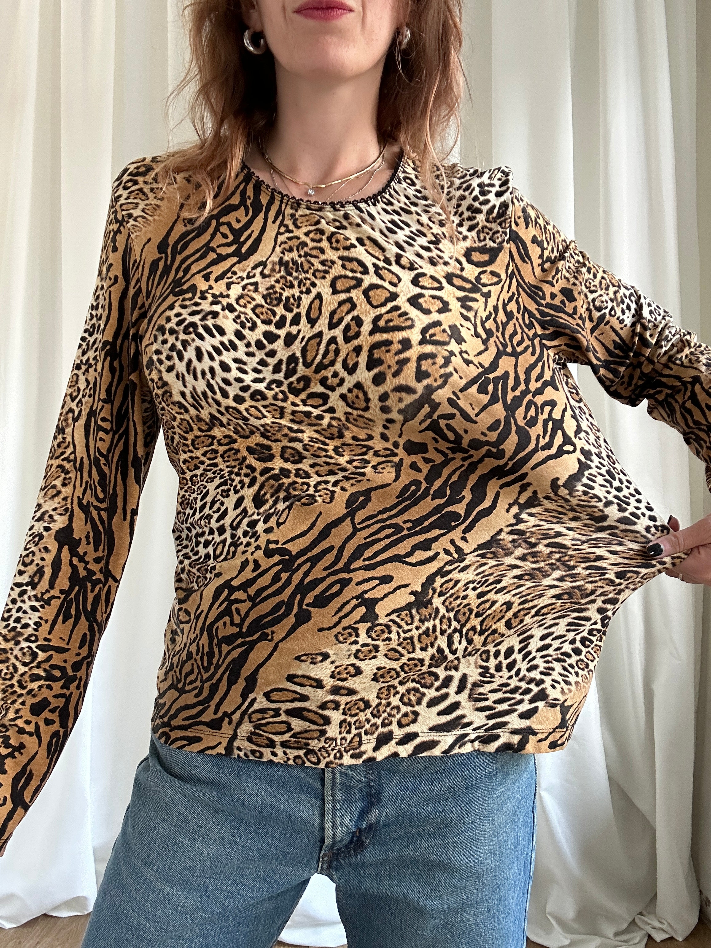 Roarrr top