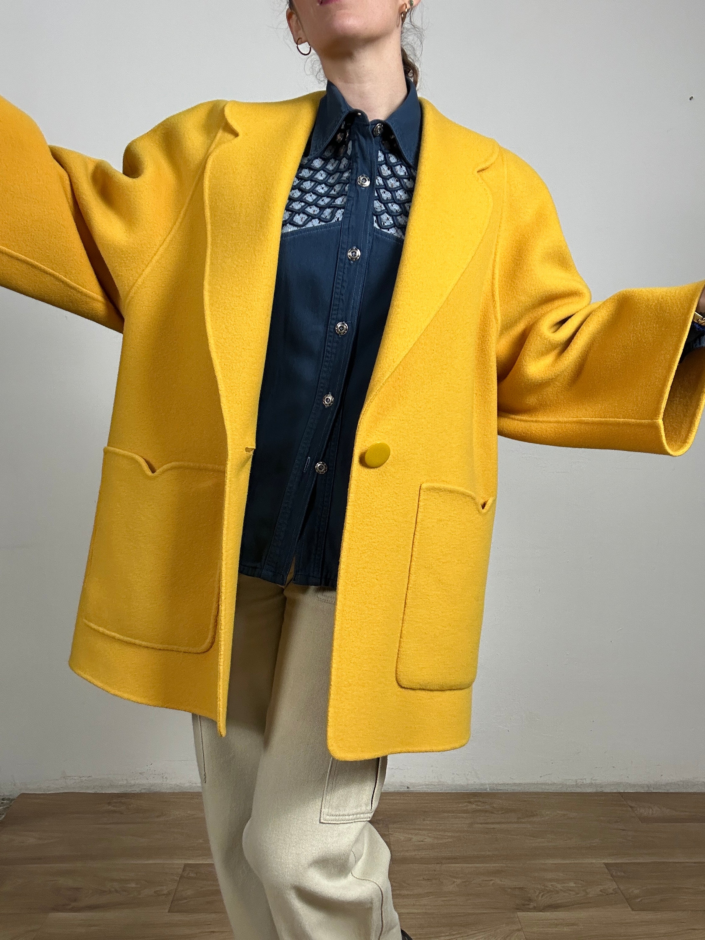 Valentino sole coat