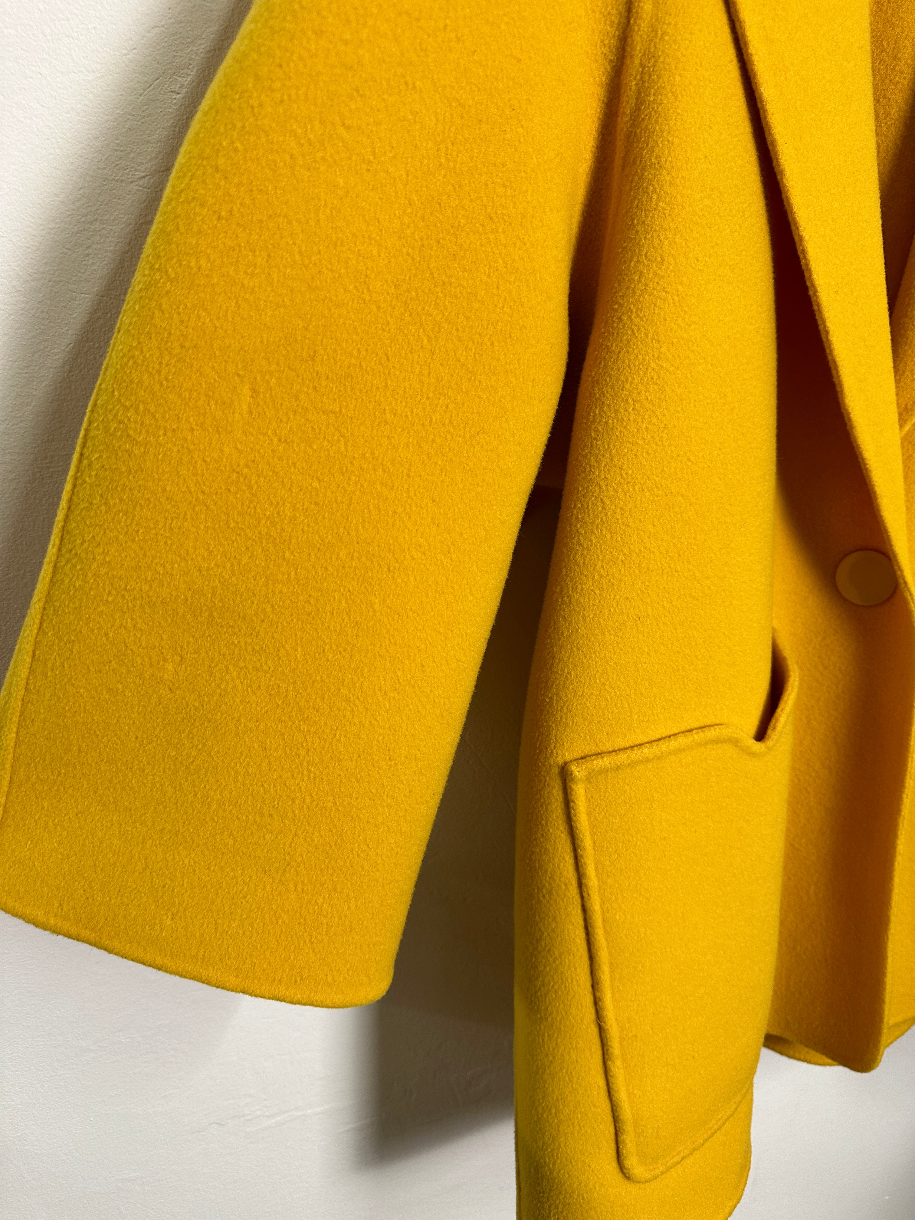 Valentino sole coat
