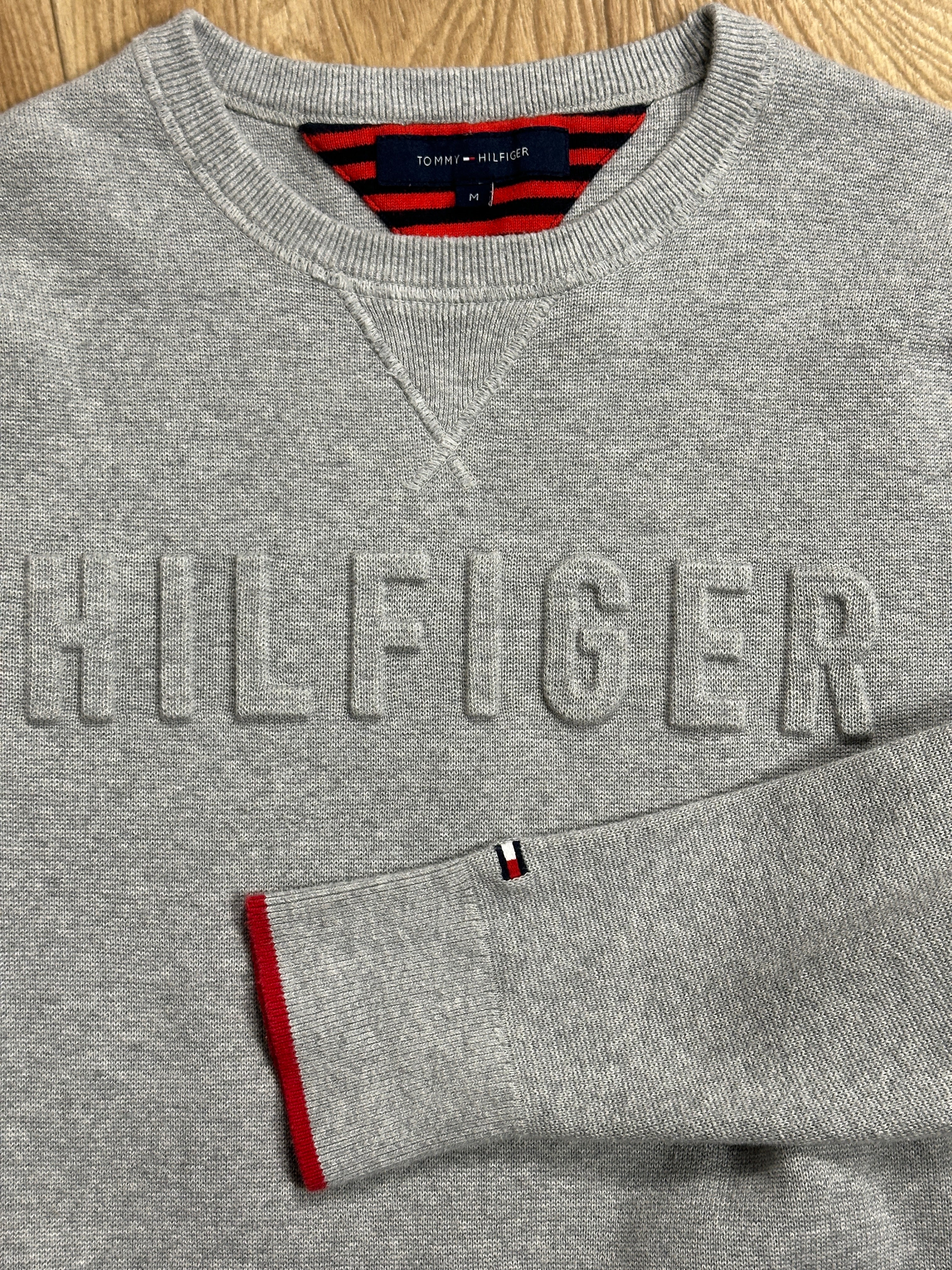 Tommy grey sweater