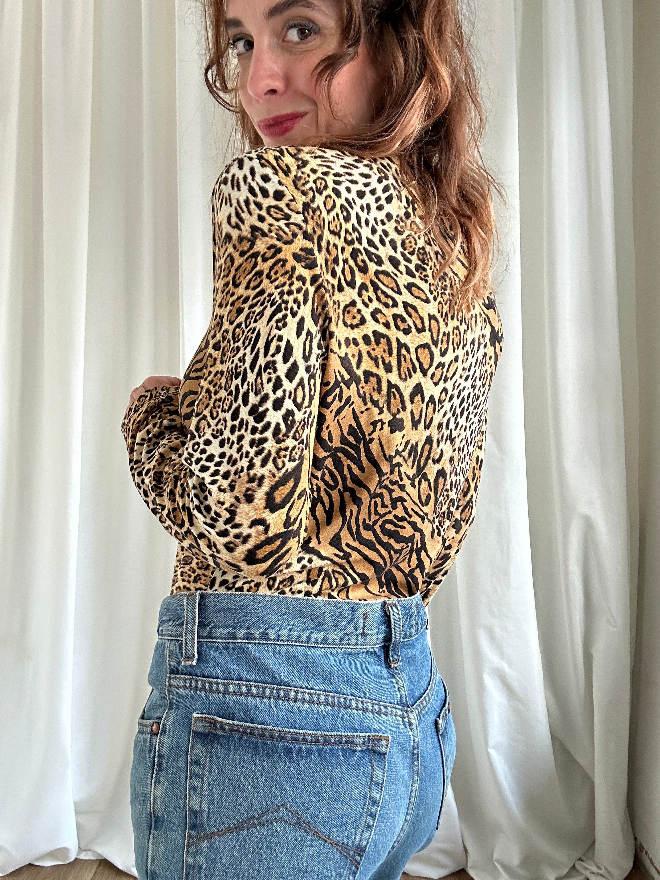 Roarrr top