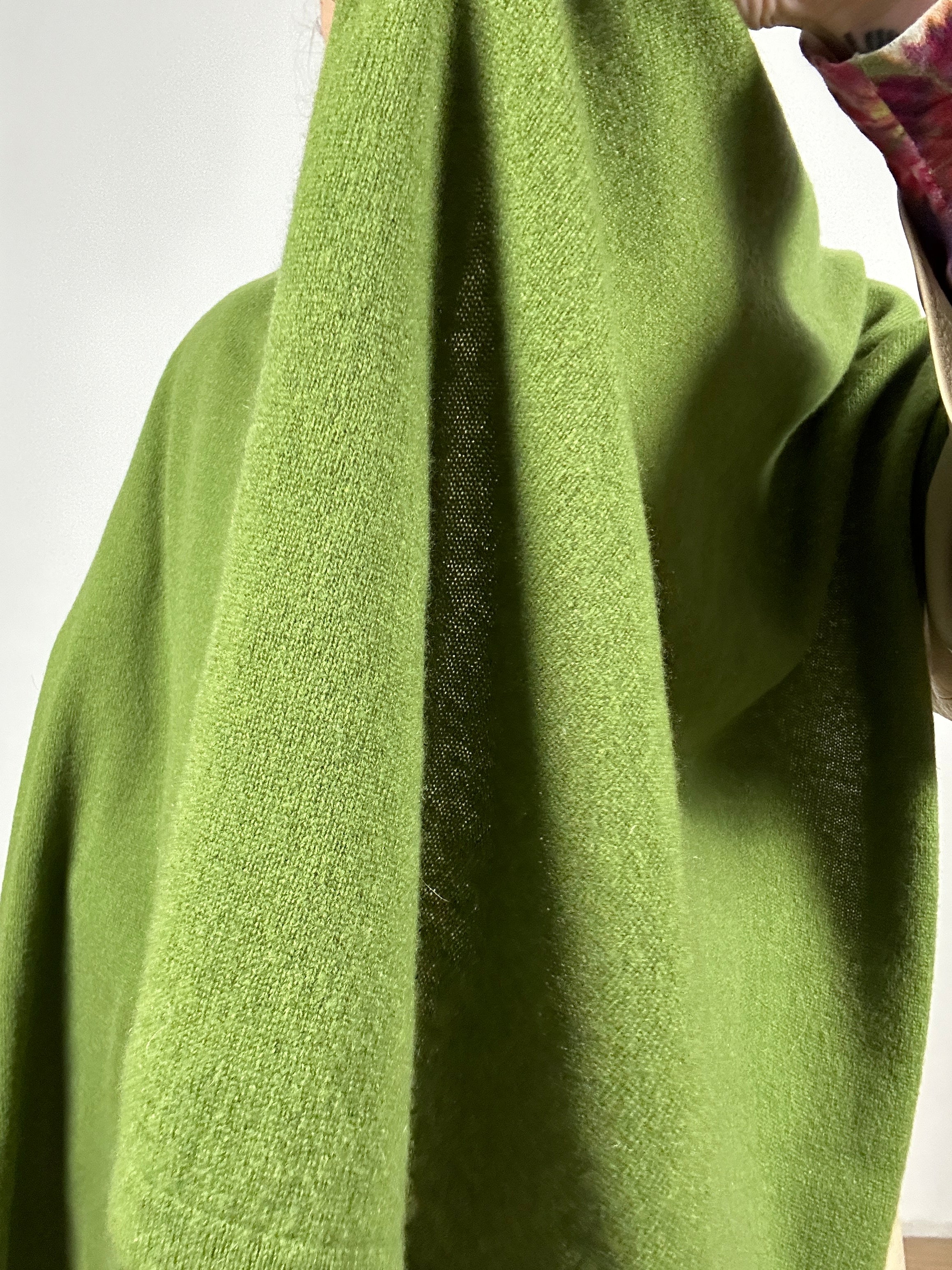 Green soft scarf