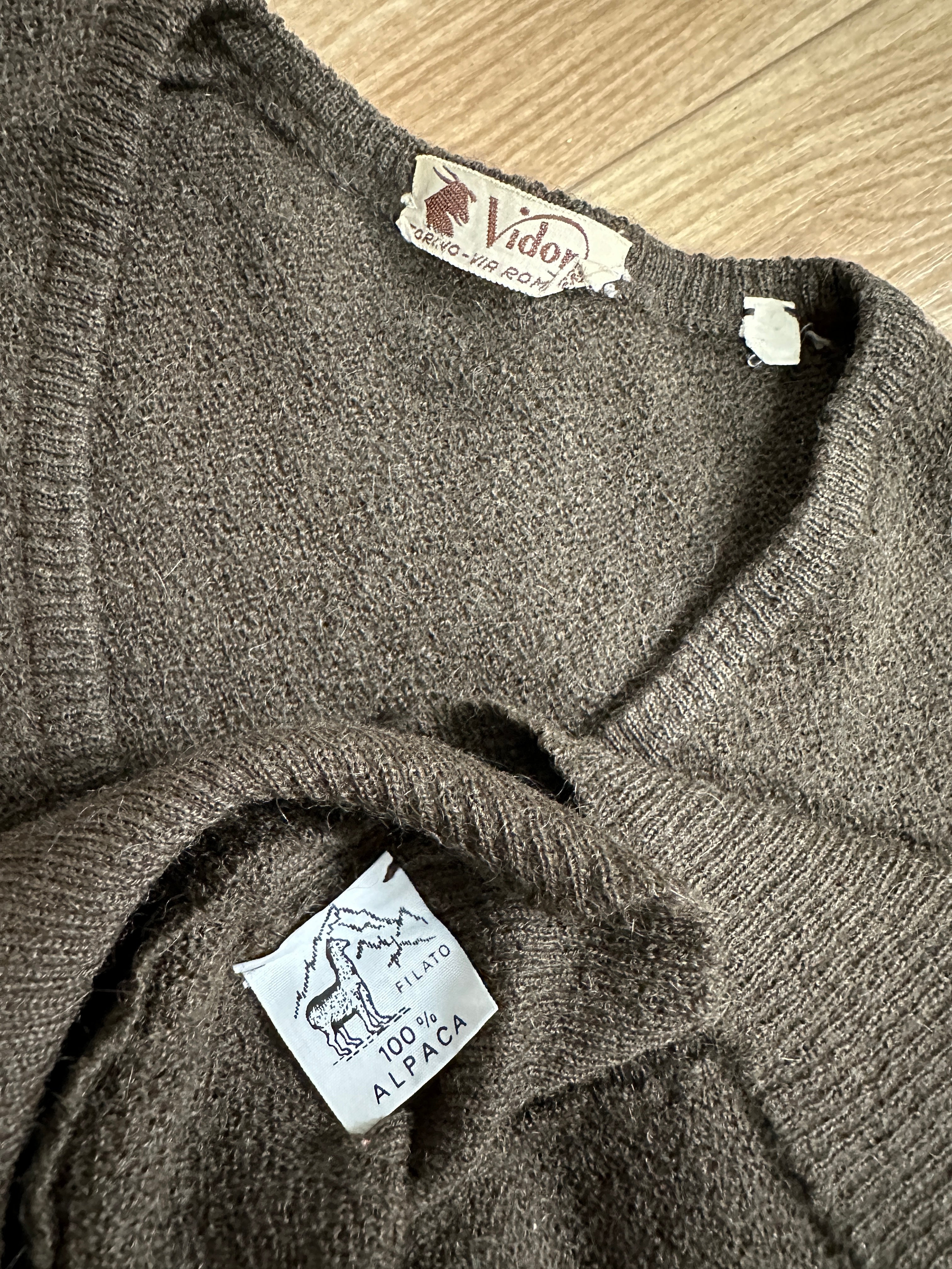 Alpaca brown sweater