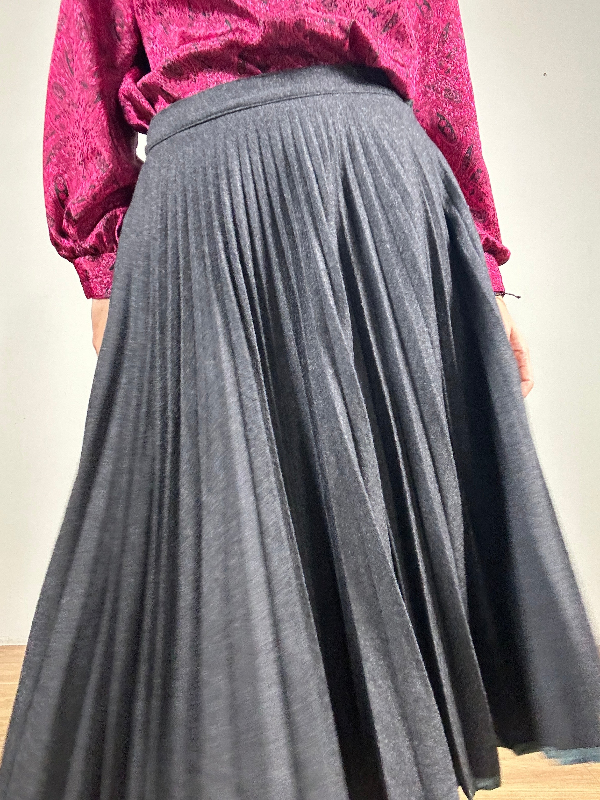 The grey midi skirt