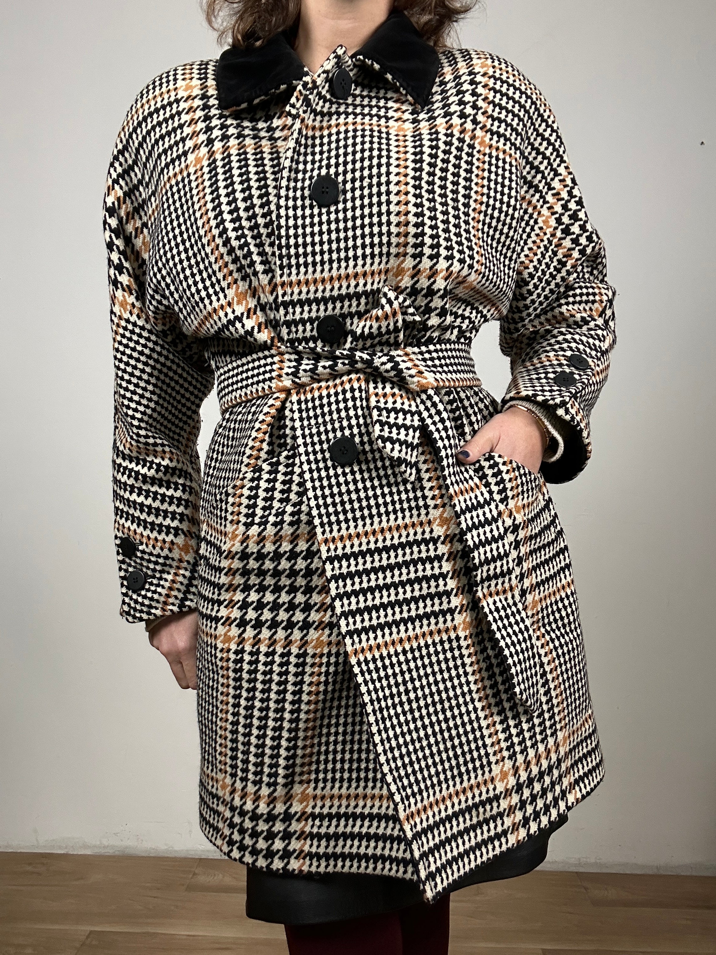 Valentino Oliver coat