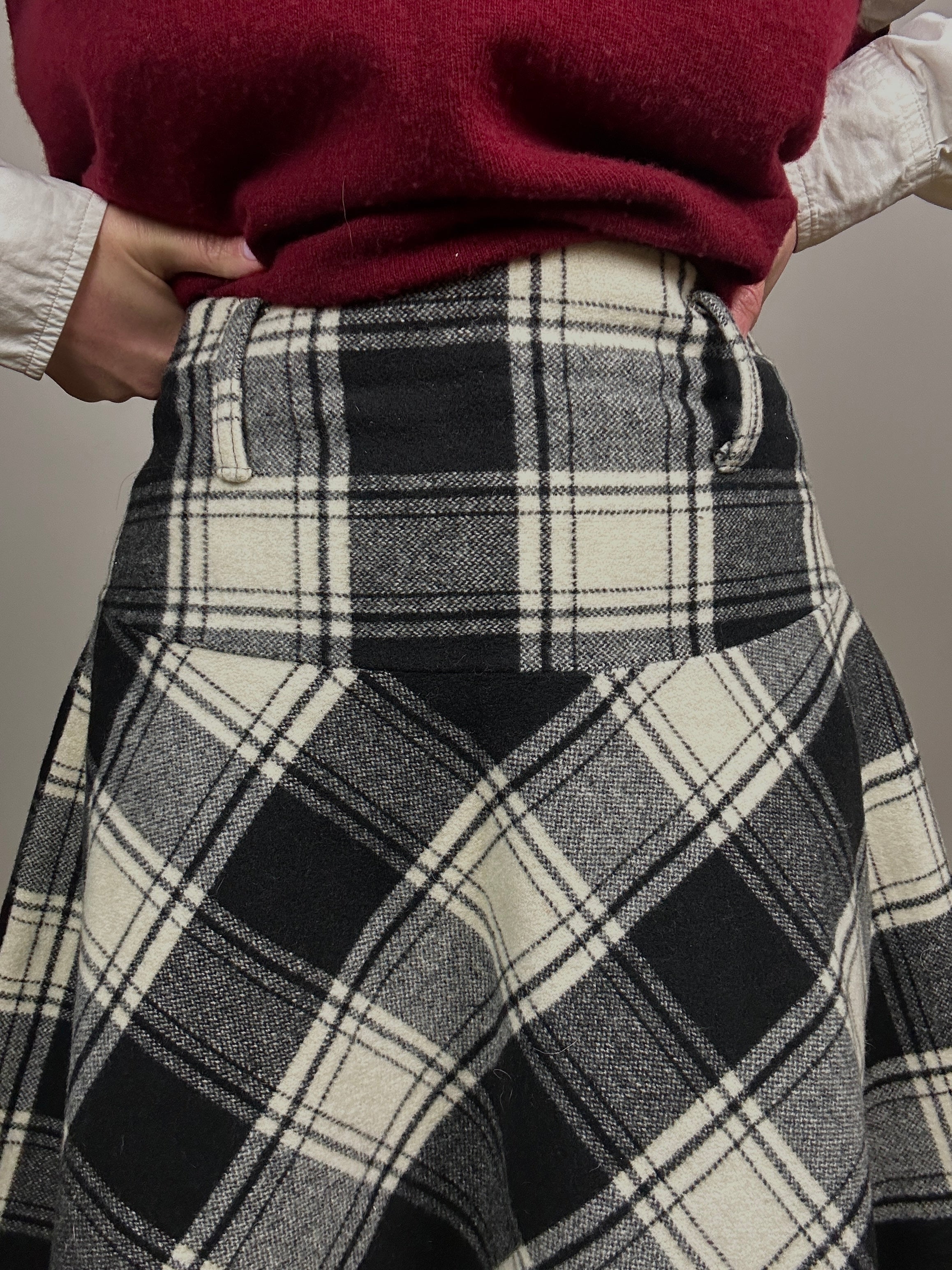 Y2K tartan skirt