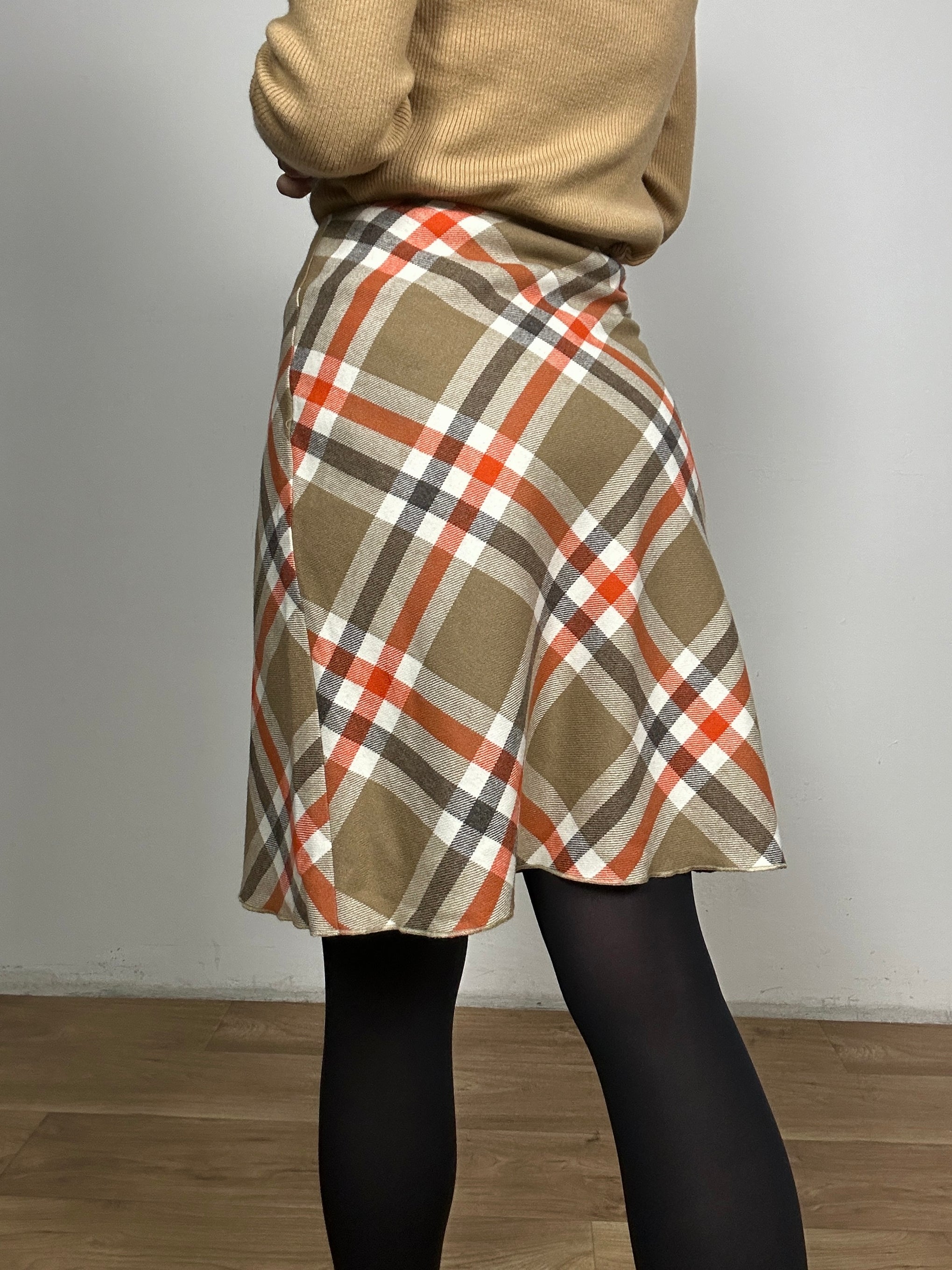 Benetton tartan skirt