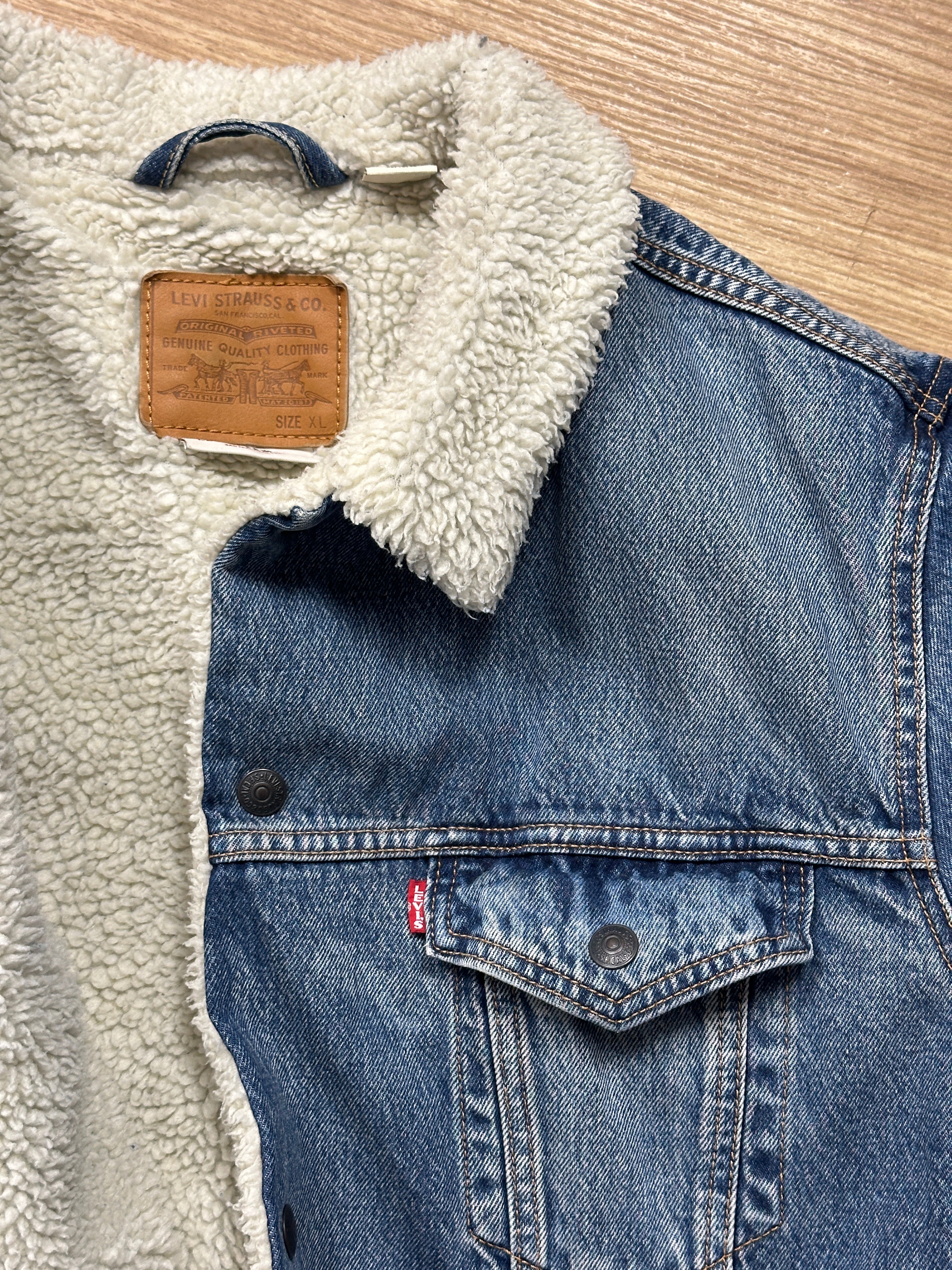 Levi's jeans fur jacket