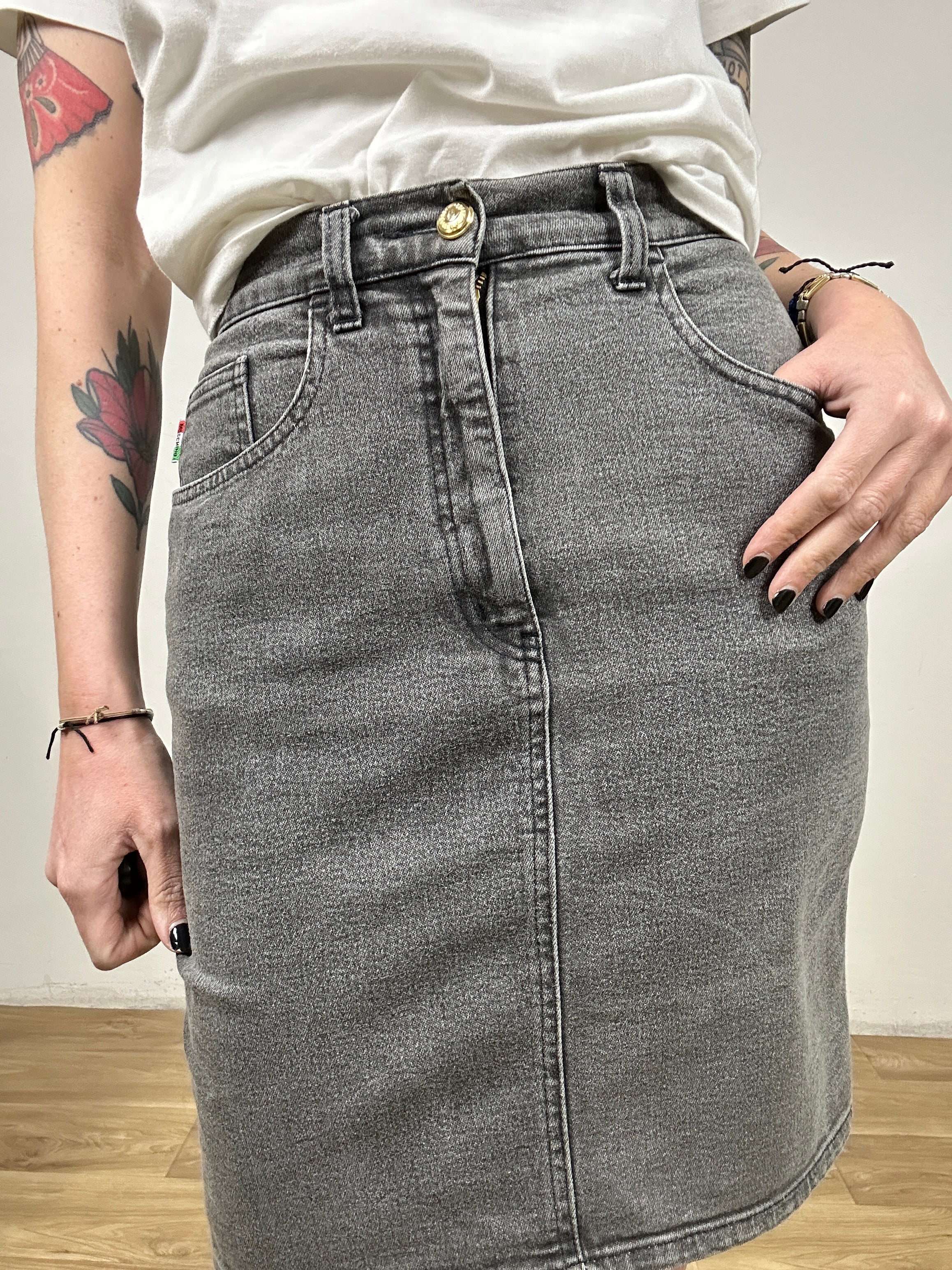 Moschino grey skirt