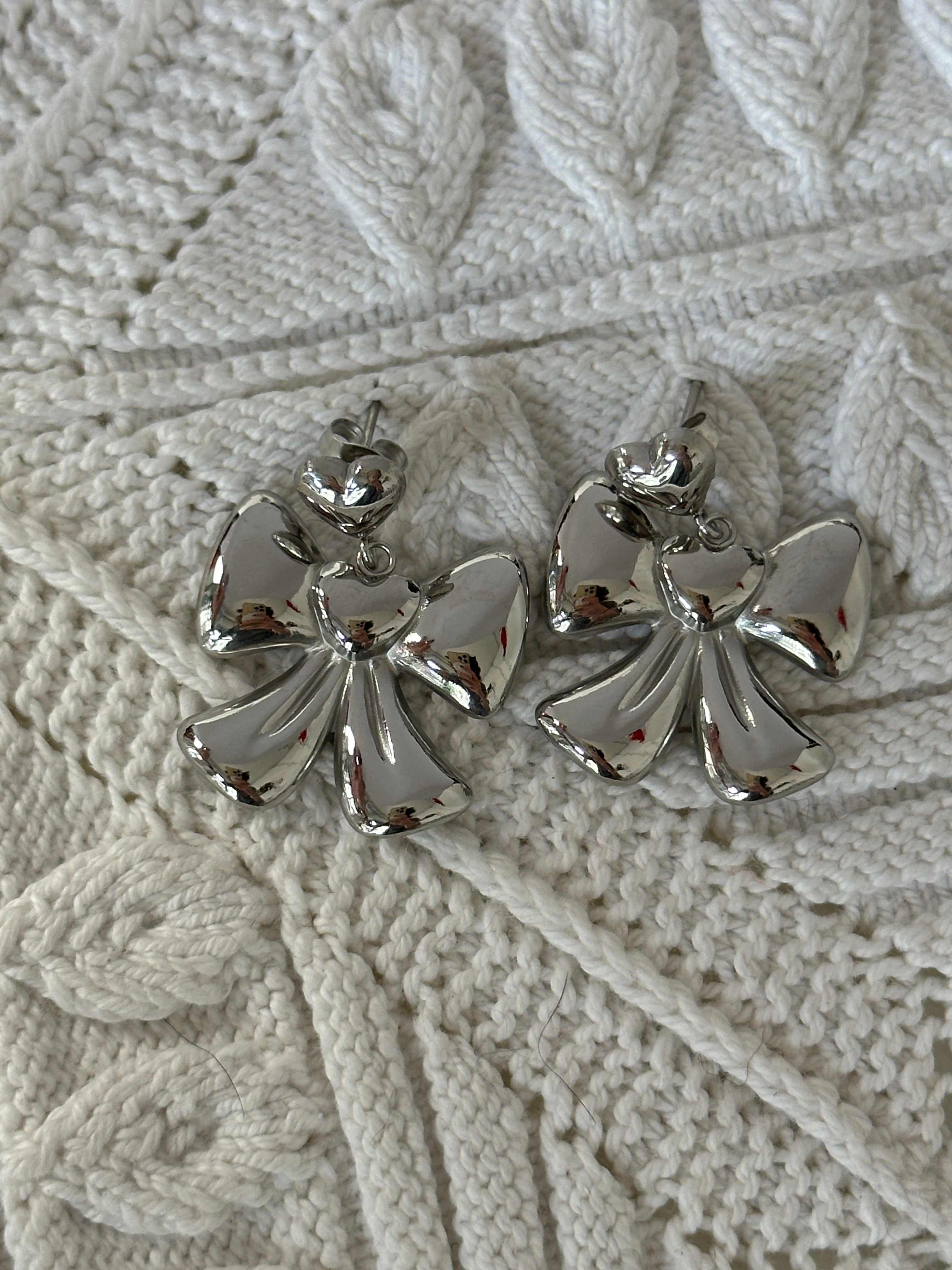 Bon Ton earrings silver