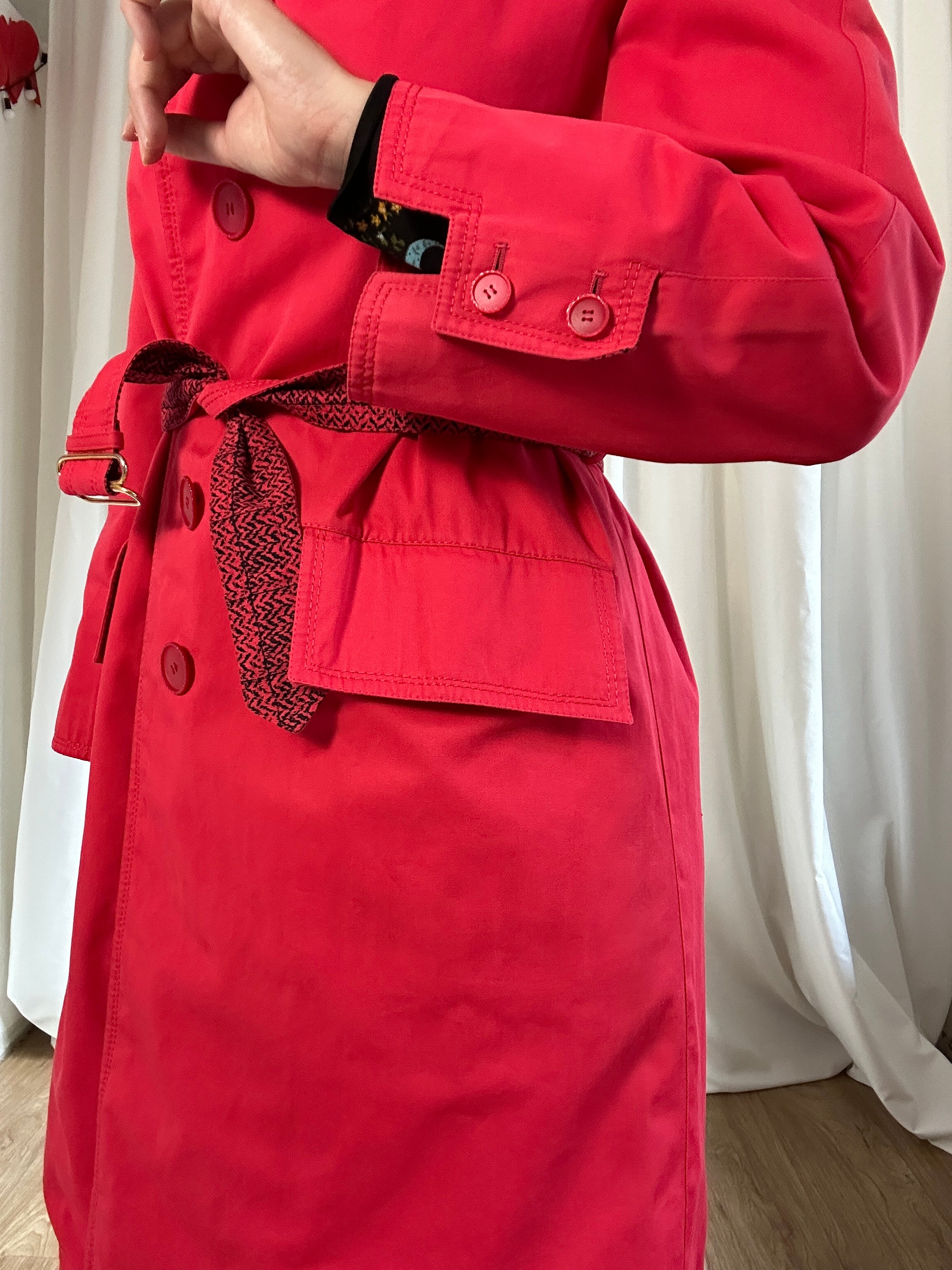 Cappuccetto rosso trench