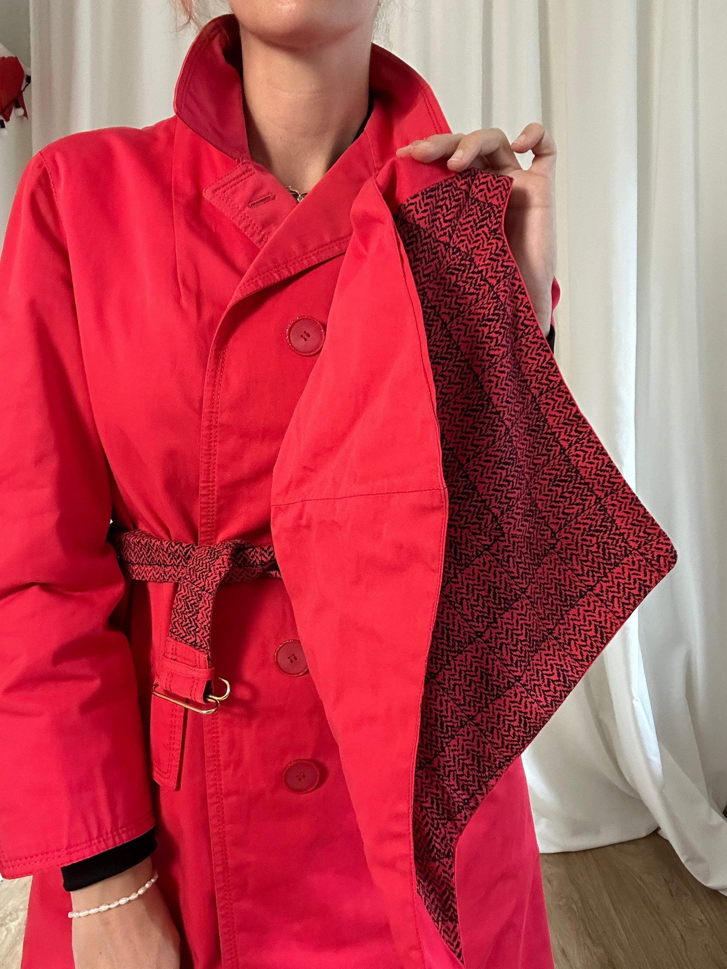 Cappuccetto rosso trench