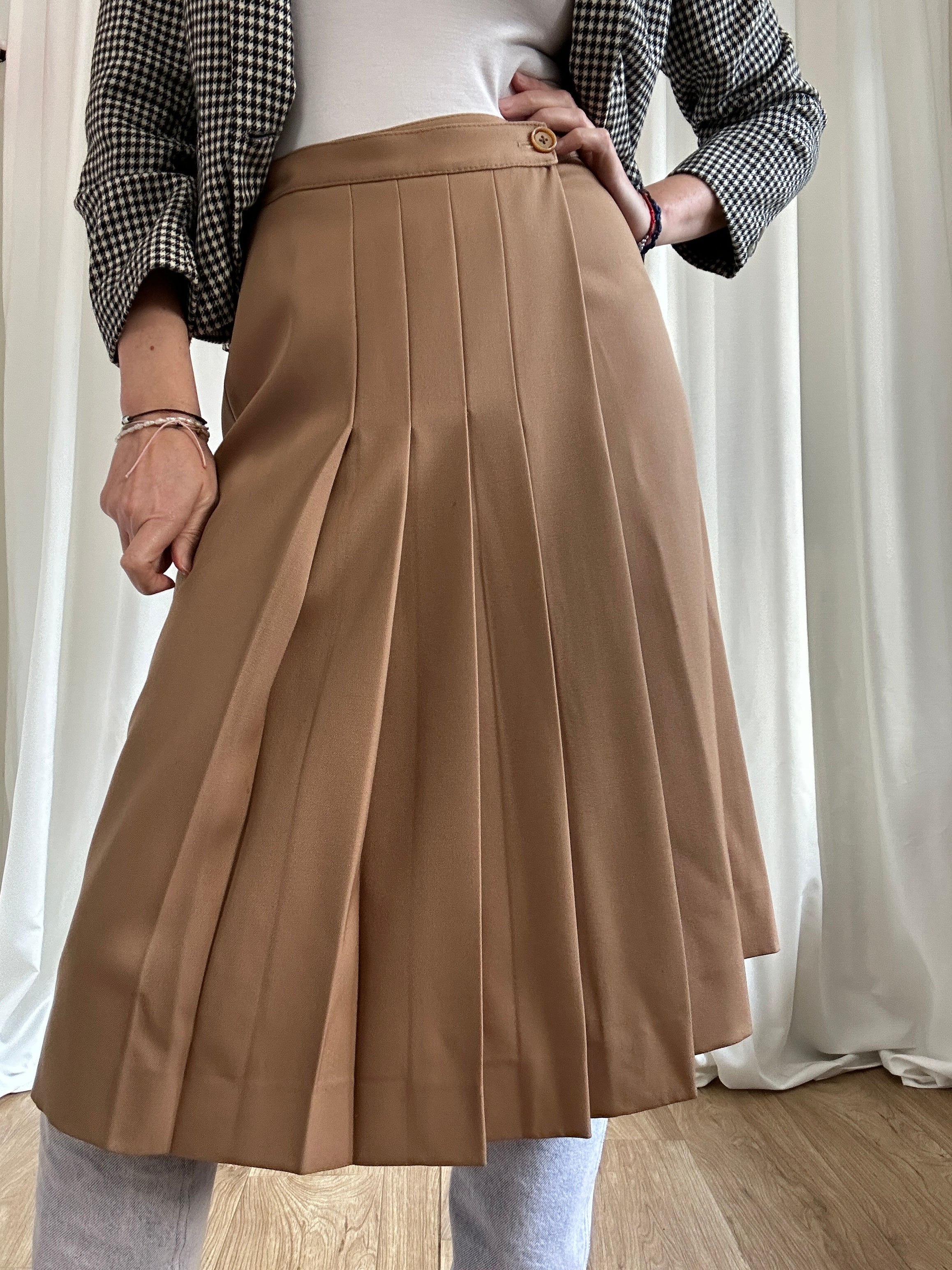 Camel chic skirt