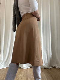 Camel chic skirt