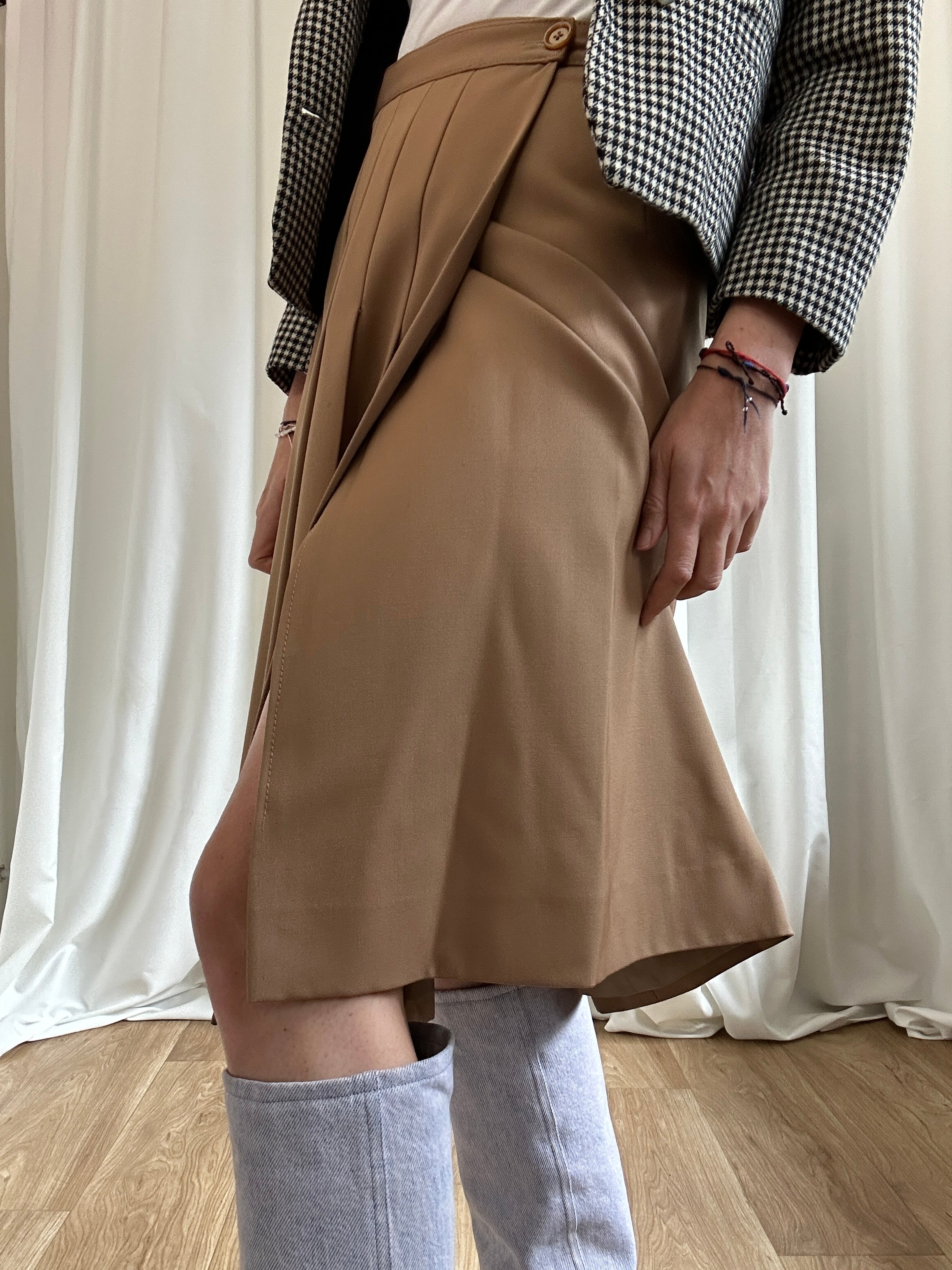 Camel chic skirt