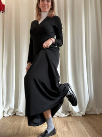 Mortisia black dress