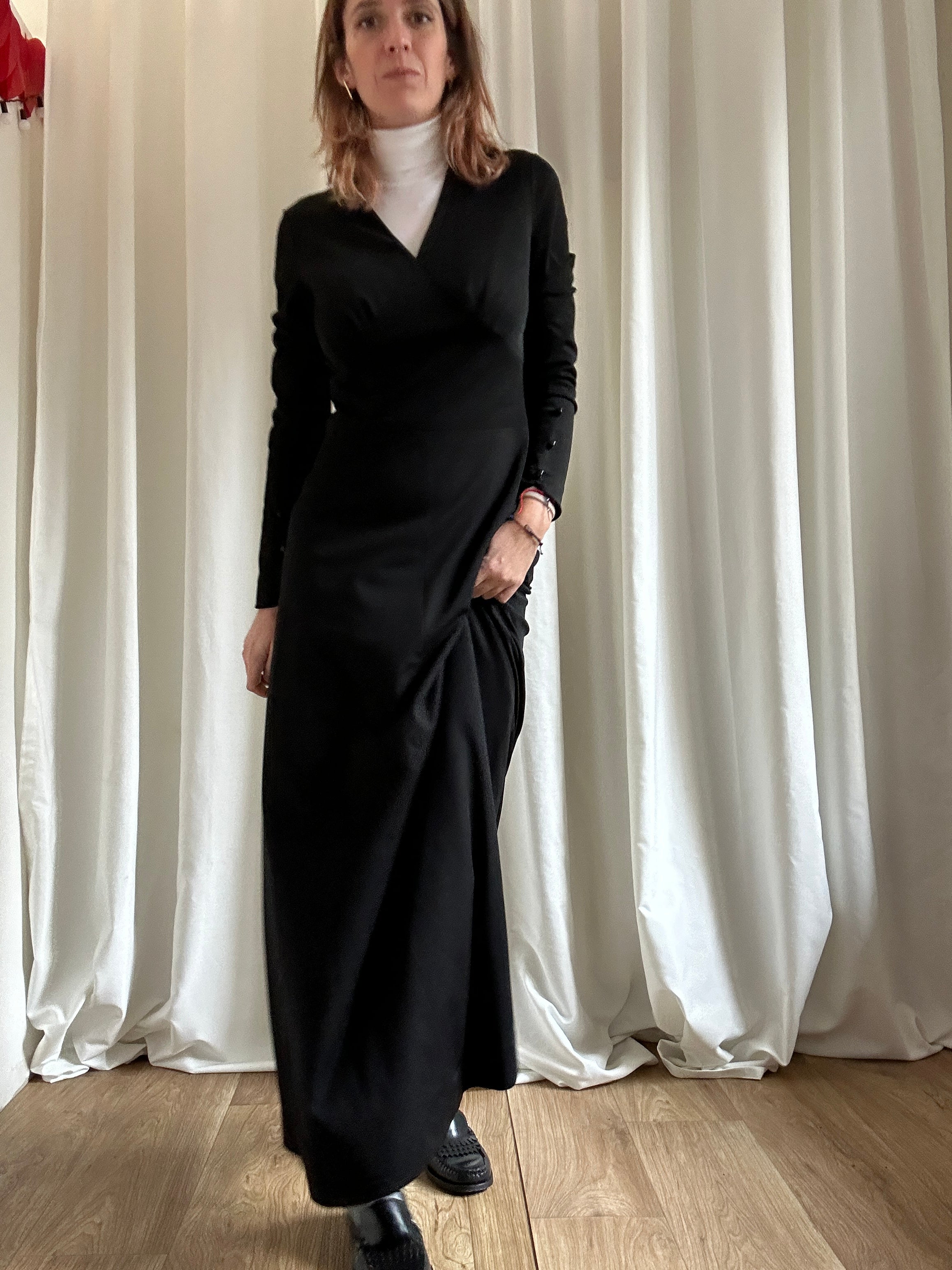 Mortisia black dress