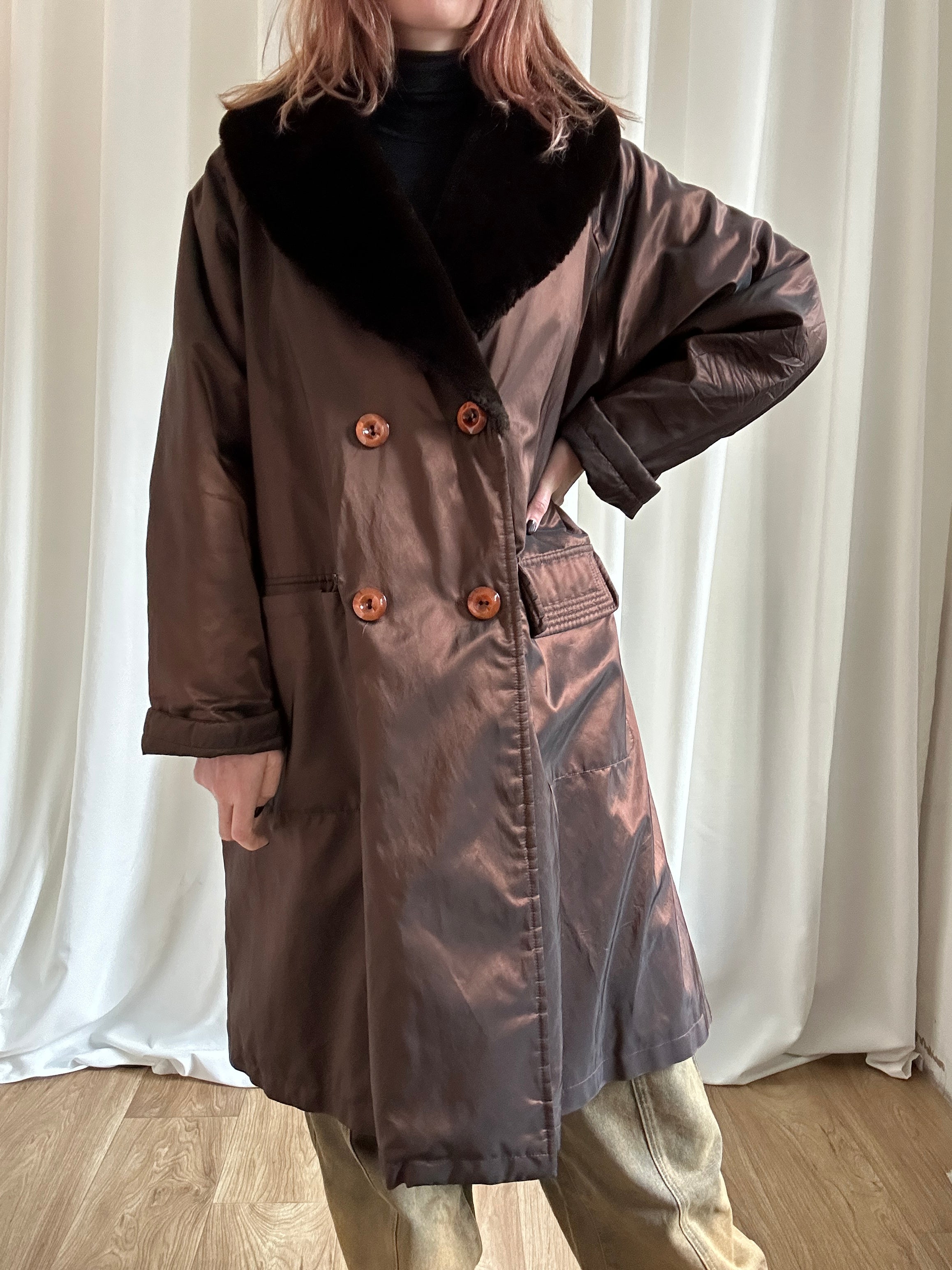 Cangiantino coat