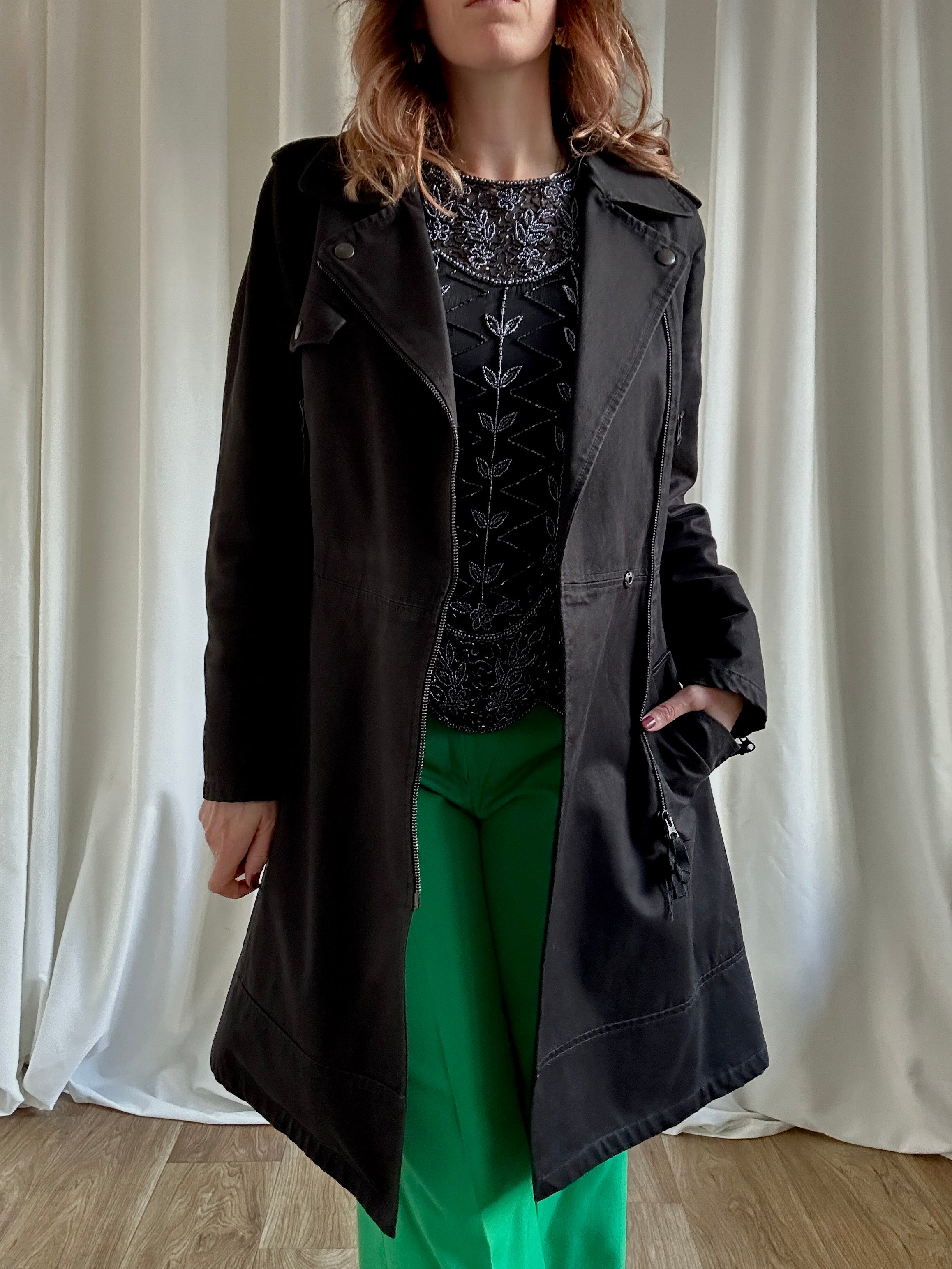Moschino Nero Trench