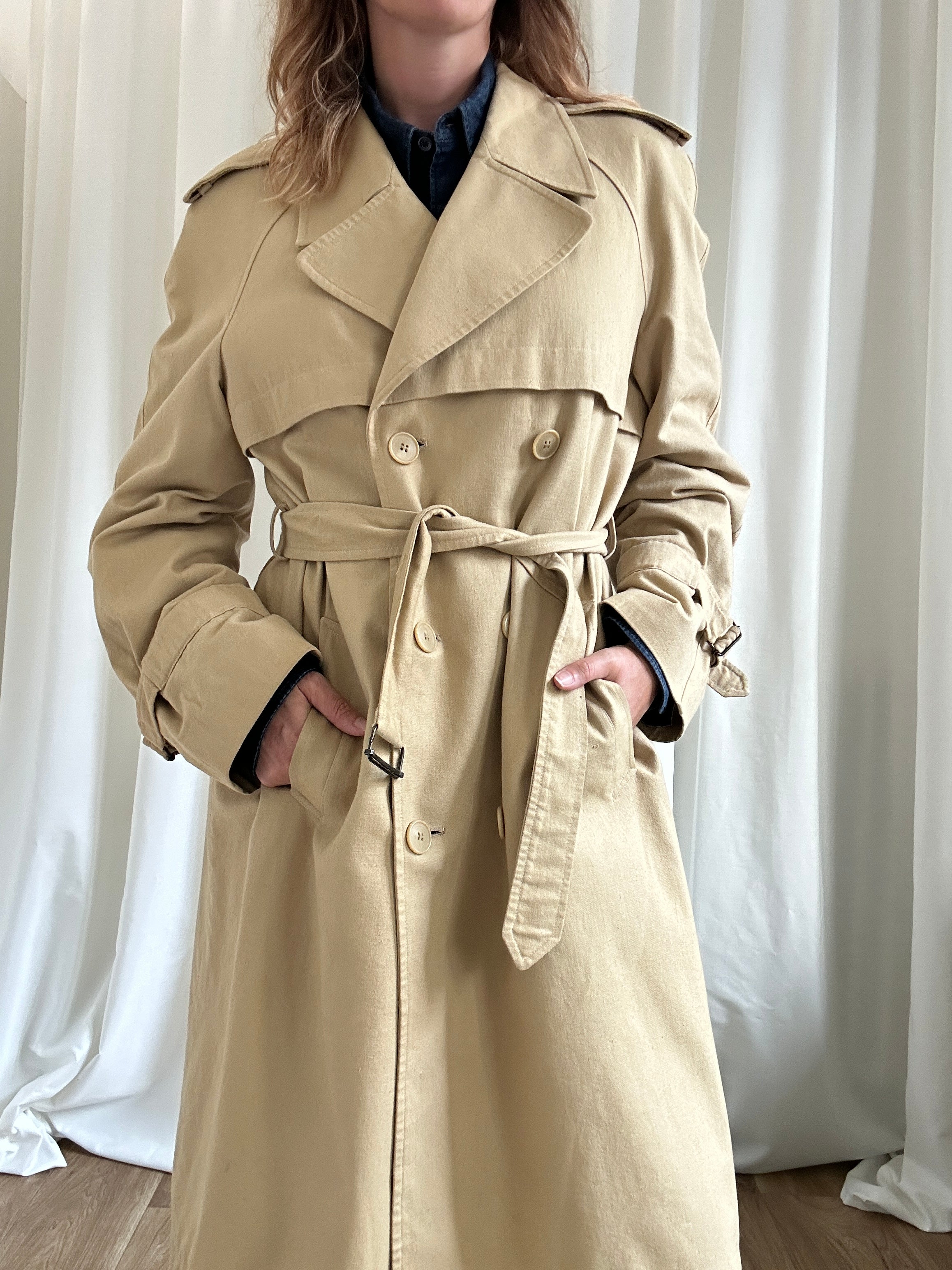 Detective Trench