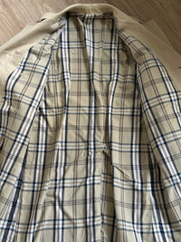 Detective Trench