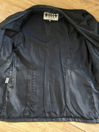 La classica Leather Jacket