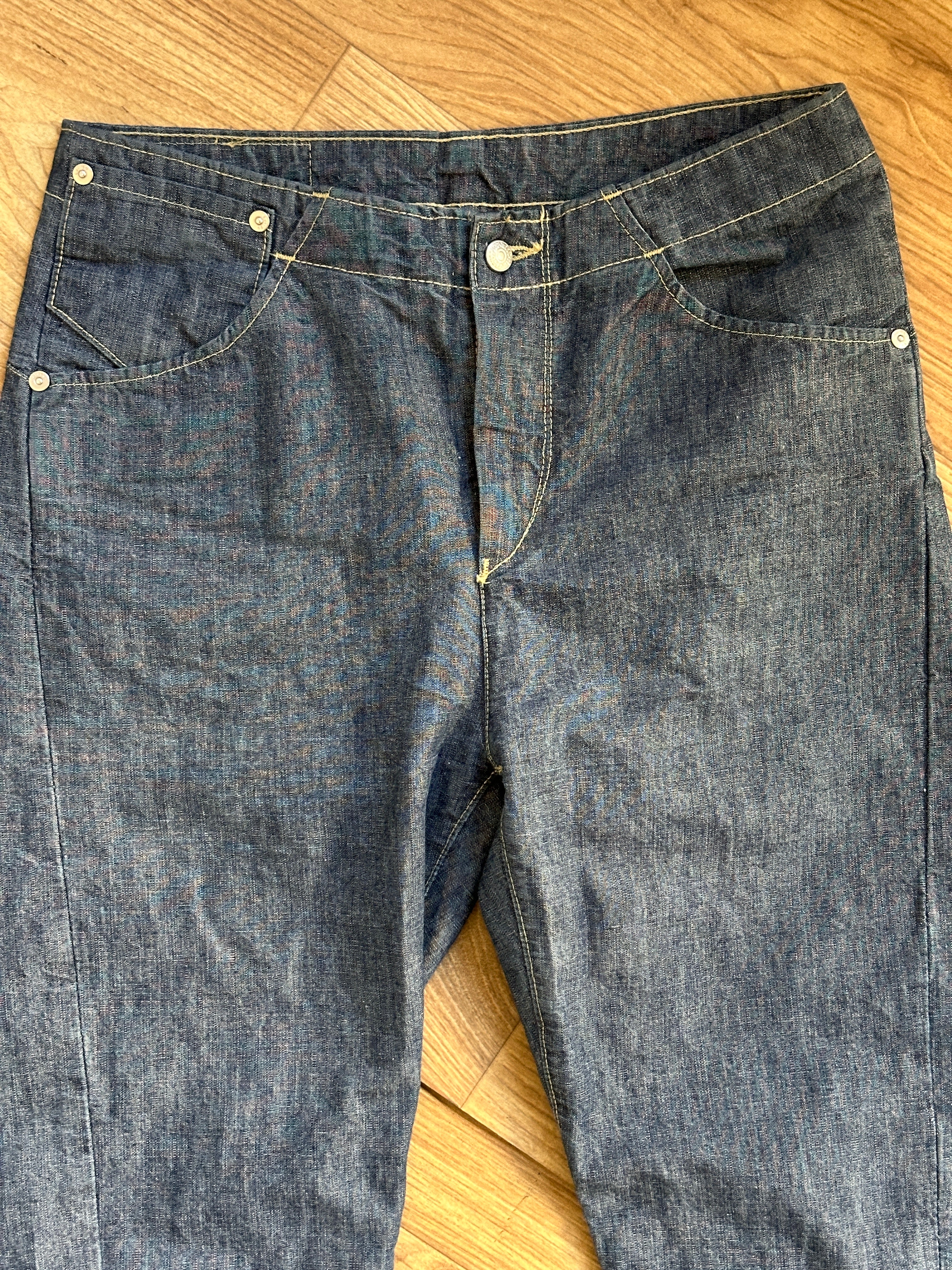 Levi's Twisted Jeans