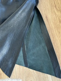 Completo Asimetrico Leather