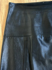 Completo Asimetrico Leather