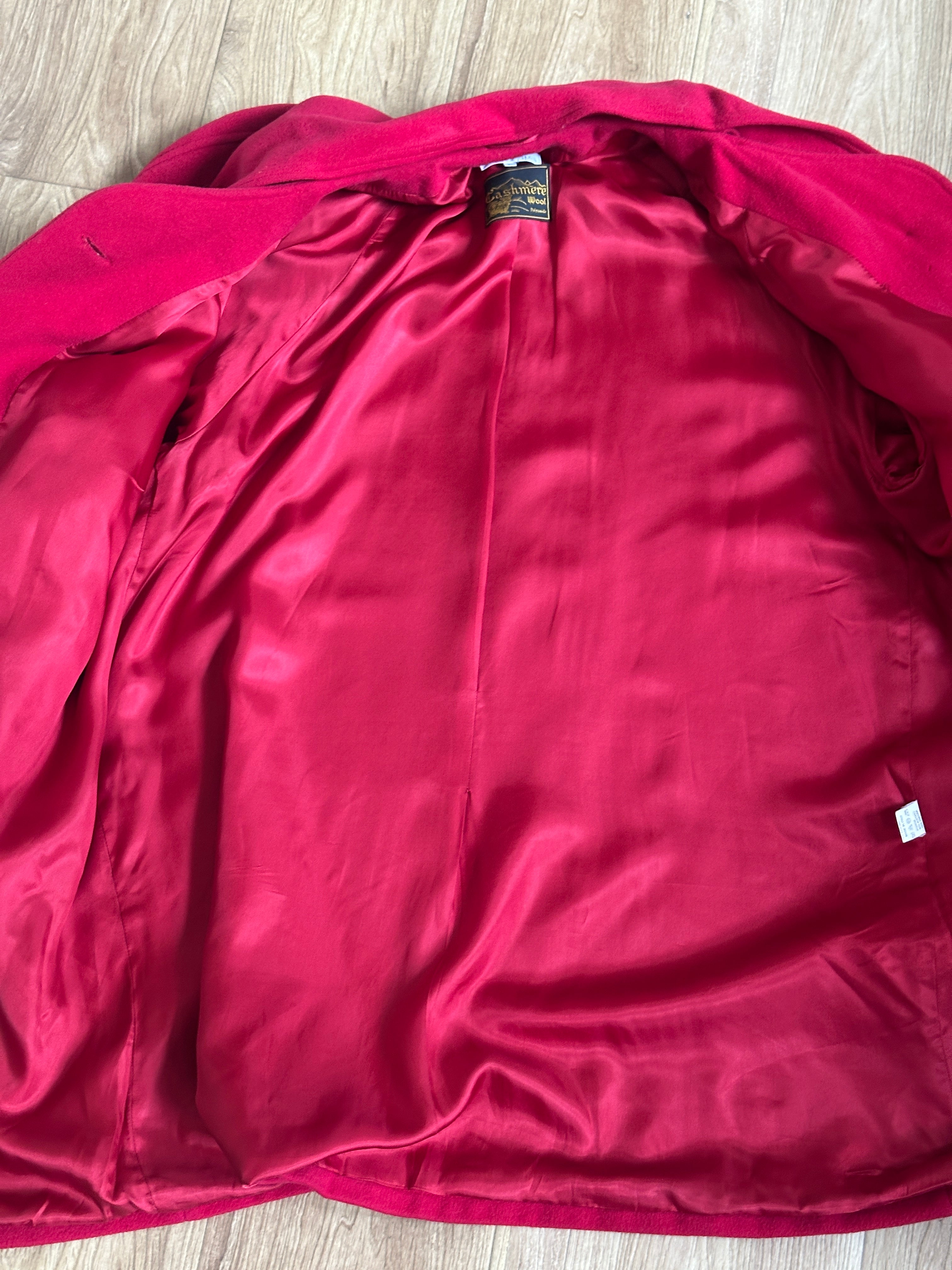 Cappuccettorosso Coat