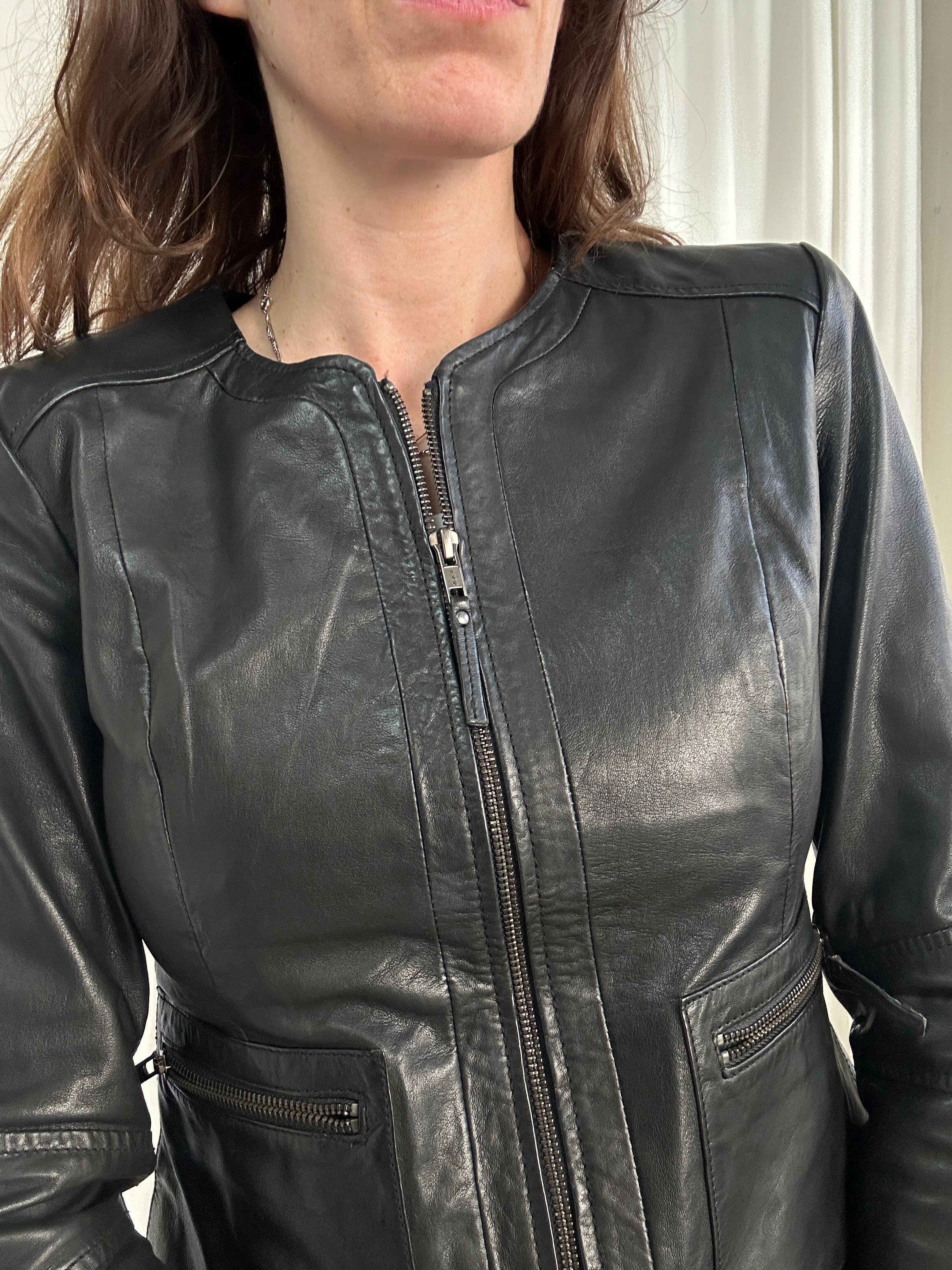 Quasi bikerina leather jacket