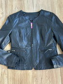 Quasi bikerina leather jacket