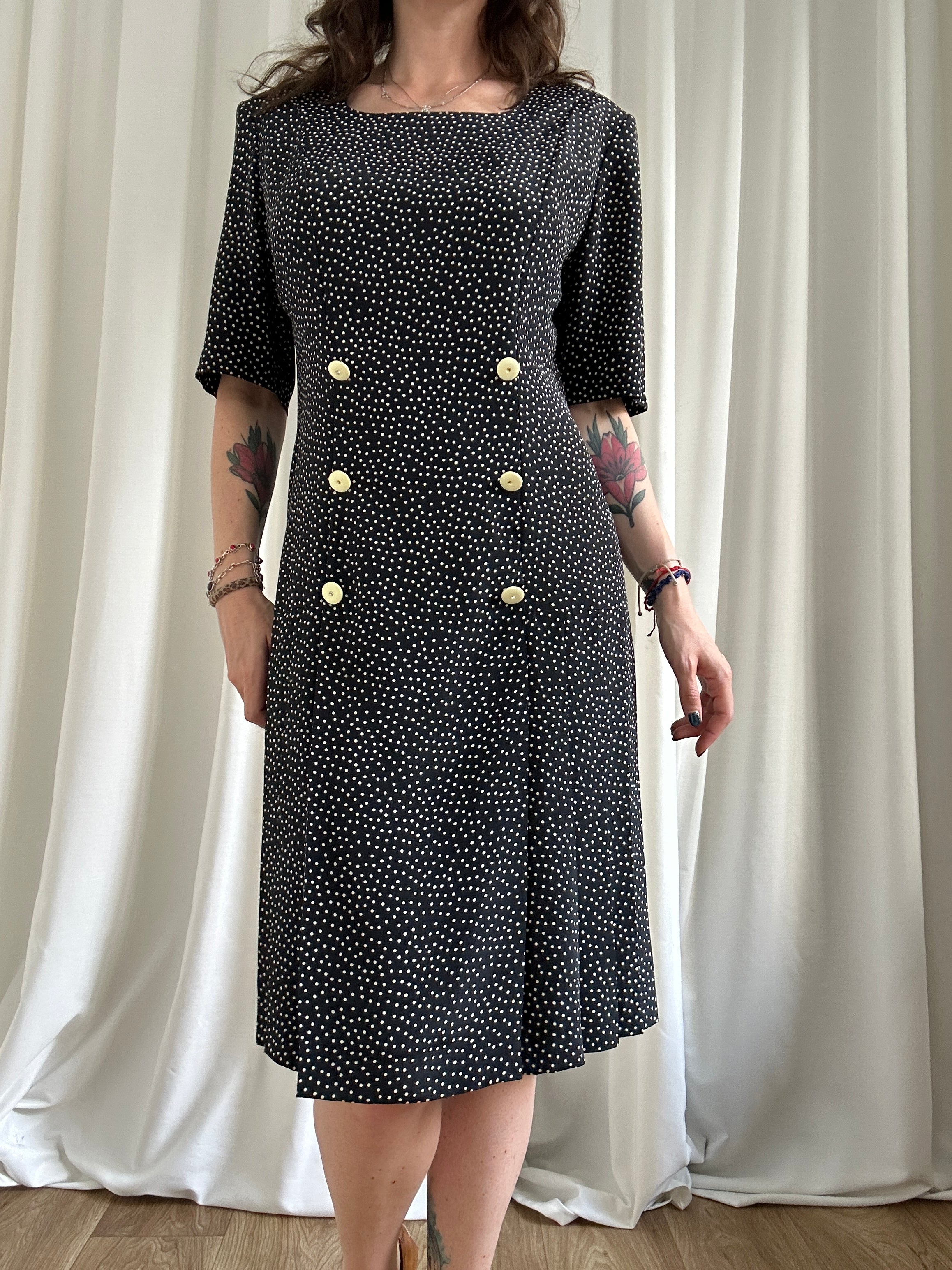 Messy pois dress