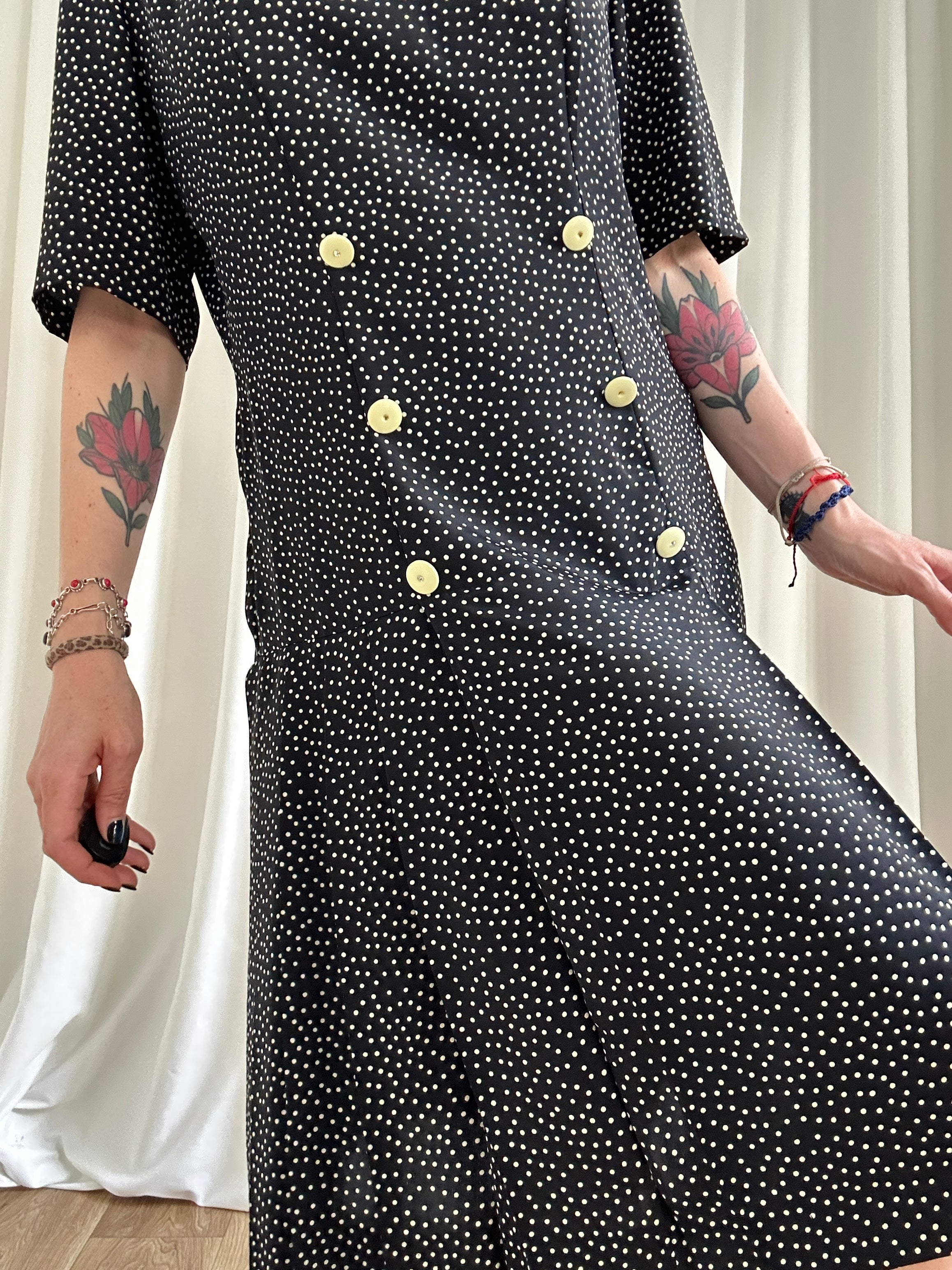 Messy pois dress