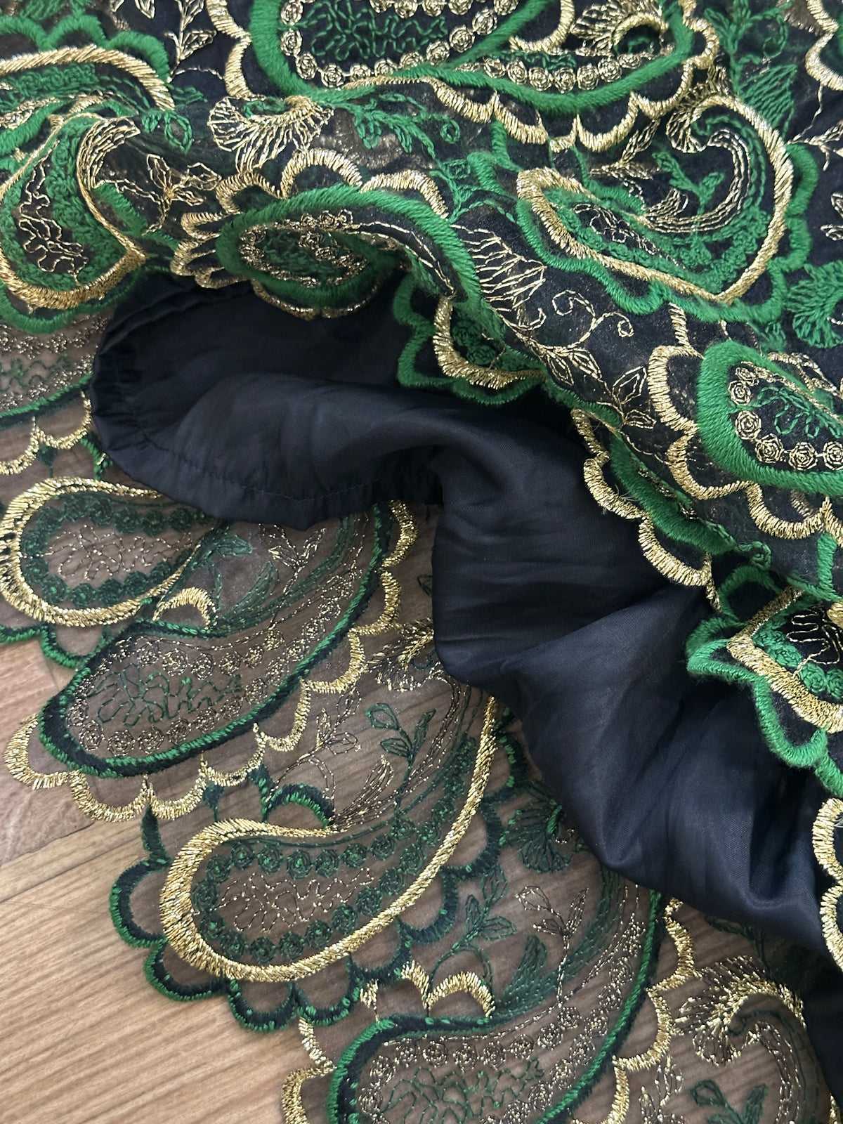 Pavone skirt