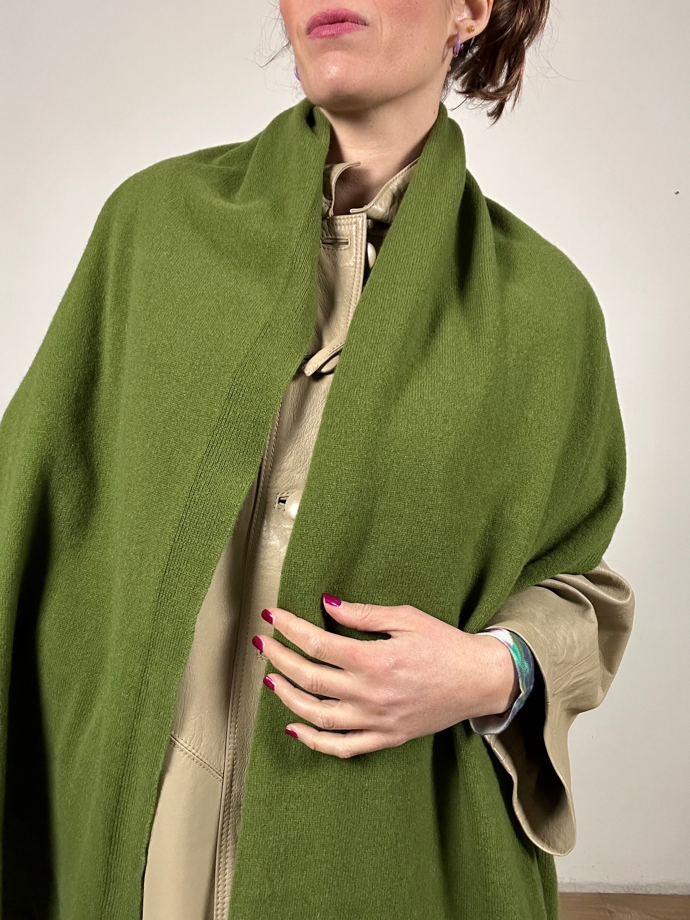 Green soft scarf